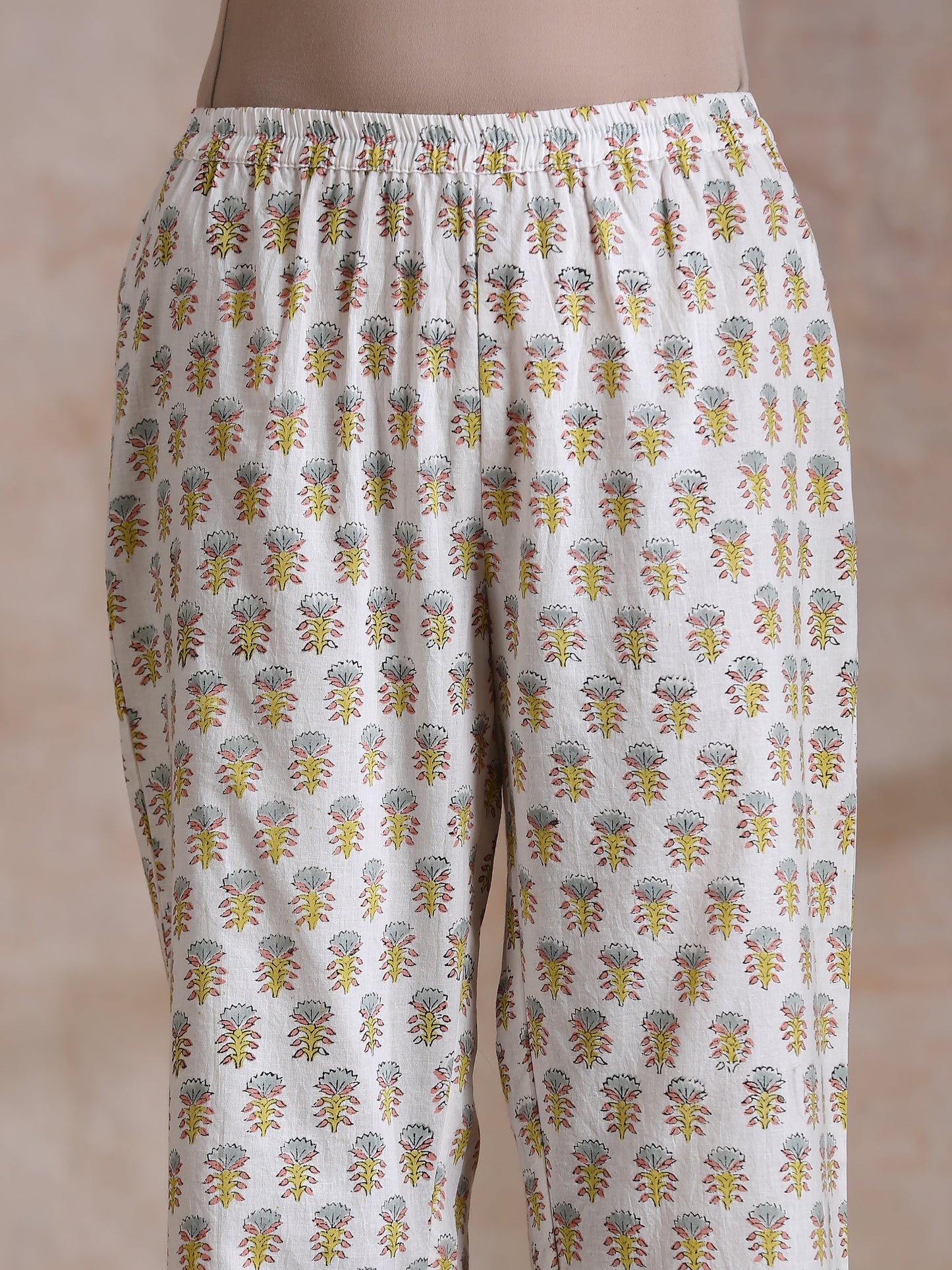 trueBrowns Multi Color Floral Booti Print Cotton V-Square Neck Co-Ord Set - Distacart