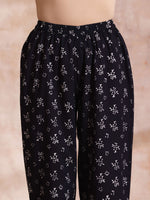 Thumbnail for trueBrowns Black White Floral Print Cotton Collar Short Co-Ord Set - Distacart