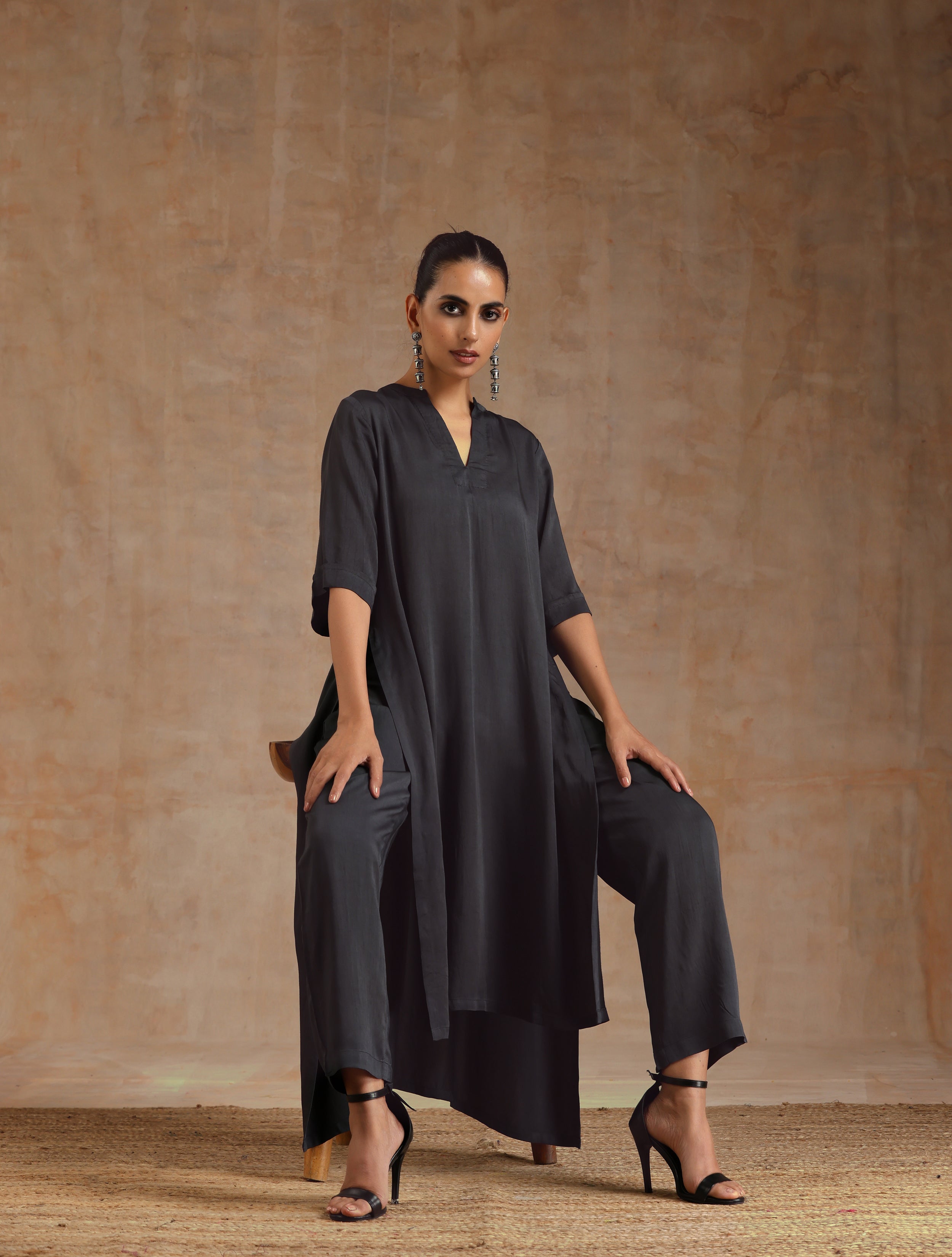trueBrowns Grey Modal Satin High-Low Relax Kurta Set | Relove