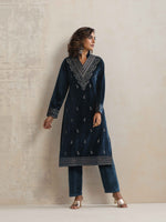 Thumbnail for trueBrowns Blue Velvet Embroidered Kurta Pant Dupatta Set - Distacart