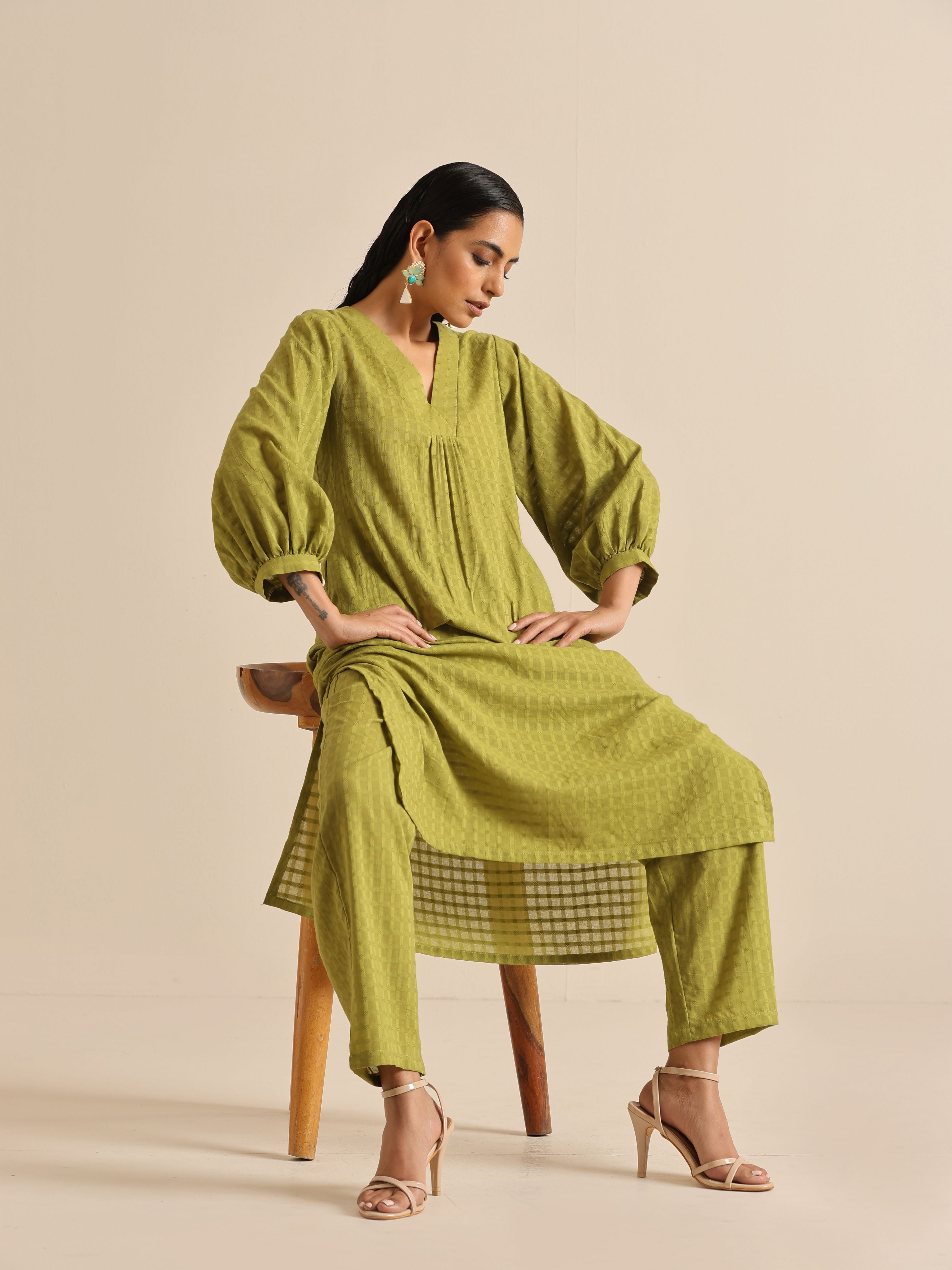 trueBrowns Fresh Green Dobby Puff Sleeve Kurta Pant Set - Distacart