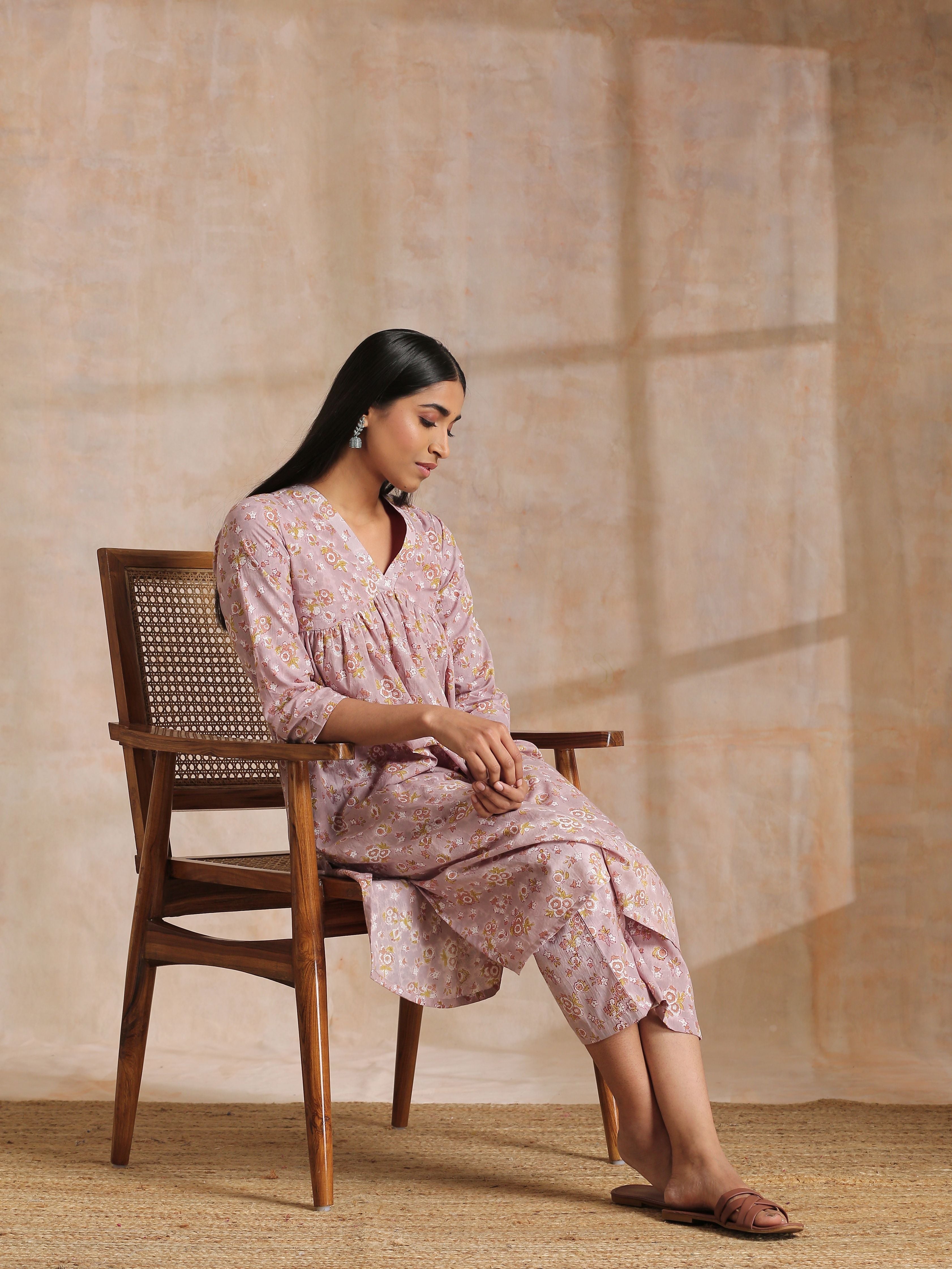 trueBrowns Grey Overall Floral Block Print Cotton Flared Slit Kurta Pant Set - Distacart