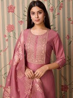Thumbnail for Ode by House of Pataudi Floral Yoke Design Regular Mirror Work Kurta & Trousers & Dupatta - Distacart