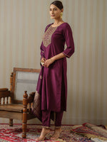 Thumbnail for Ode by House of Pataudi Purple Ethnic Motifs Straight Kurta & Trousers With Dupatta - Distacart