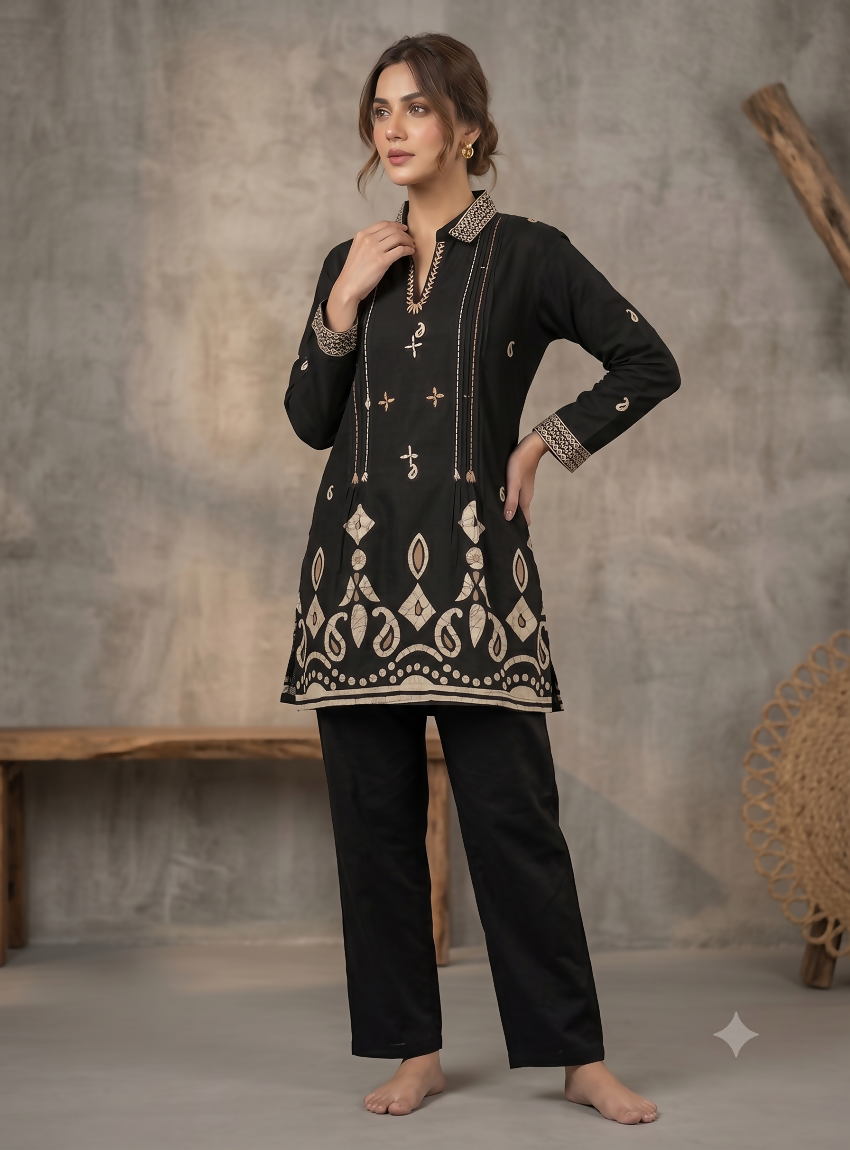 Teeya Creation Women Black Printed Cotton Kurti With Trousers Co-Ord Set - Dista