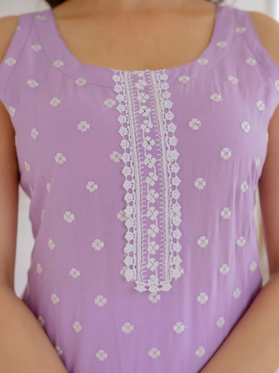 Anouk Lavender Floral Embroidered Round Neck Sleeveless Thread Work Cotton Straight Kurta - Distacart