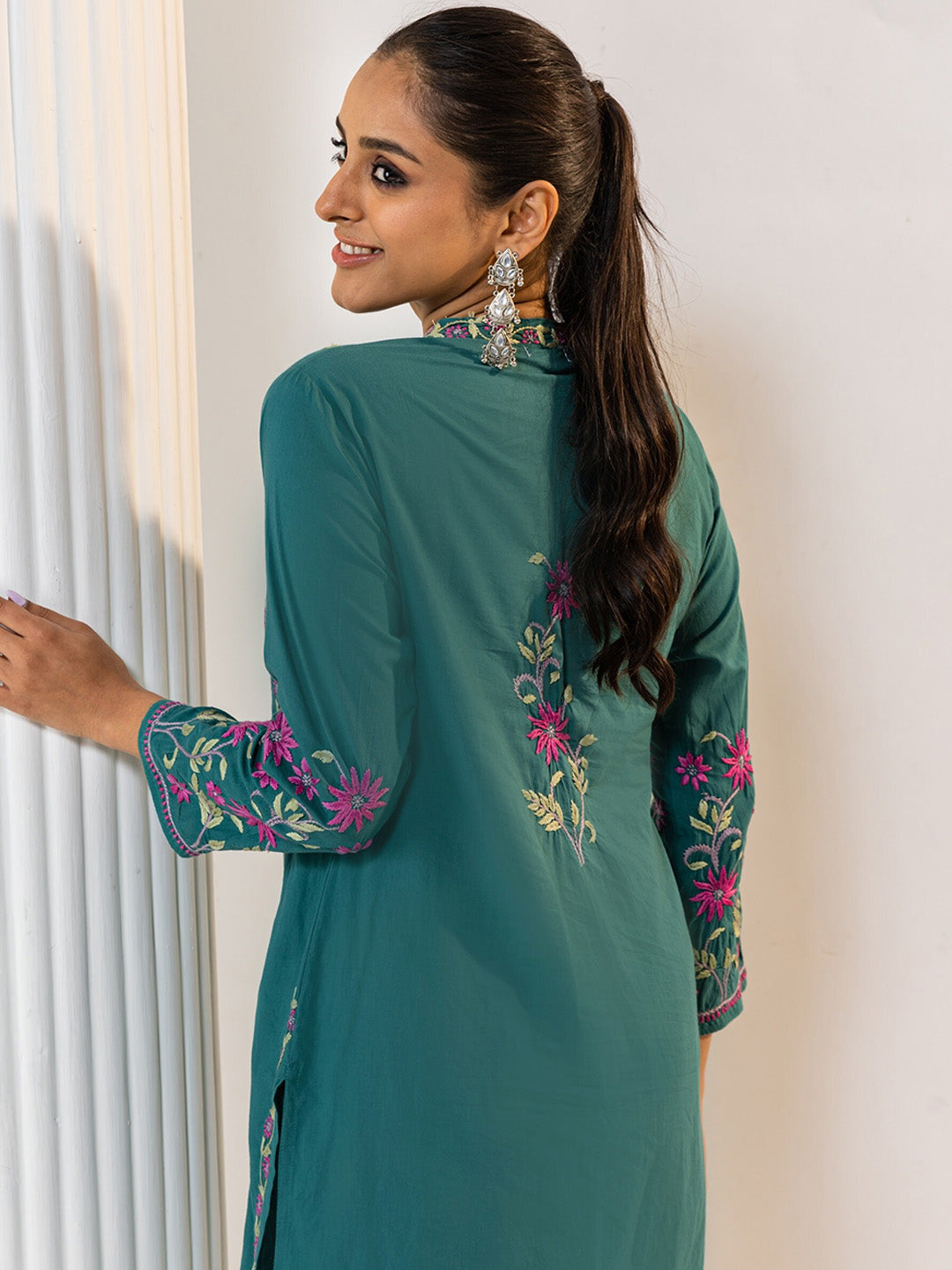 HOUSE OF KARI Floral Embroidered Regular Chikankari Kurta with Trousers - Distacart