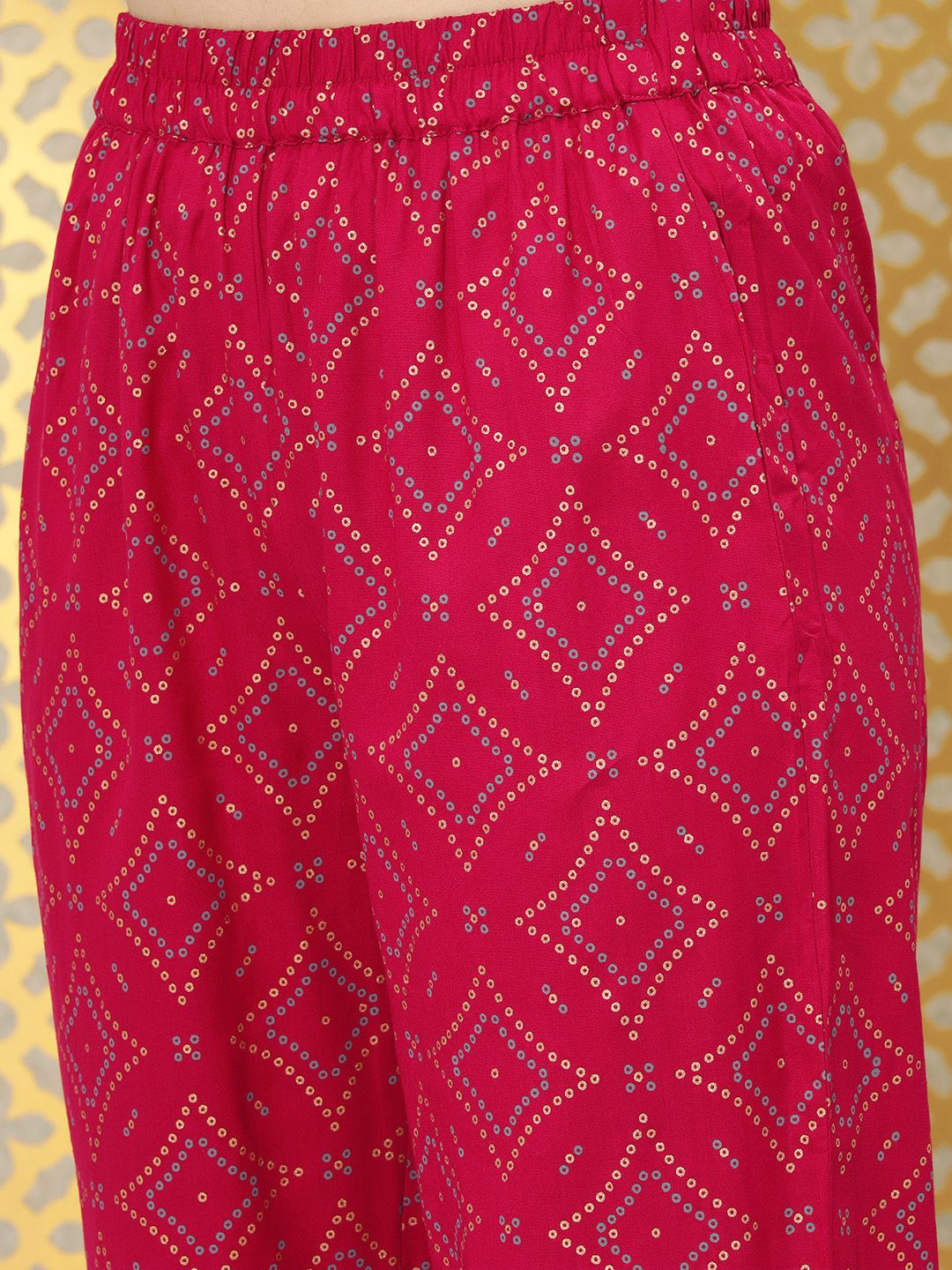 Ode by House of Pataudi Women Pink Bandhani Kurta with Trousers & With Dupatta - Distacart