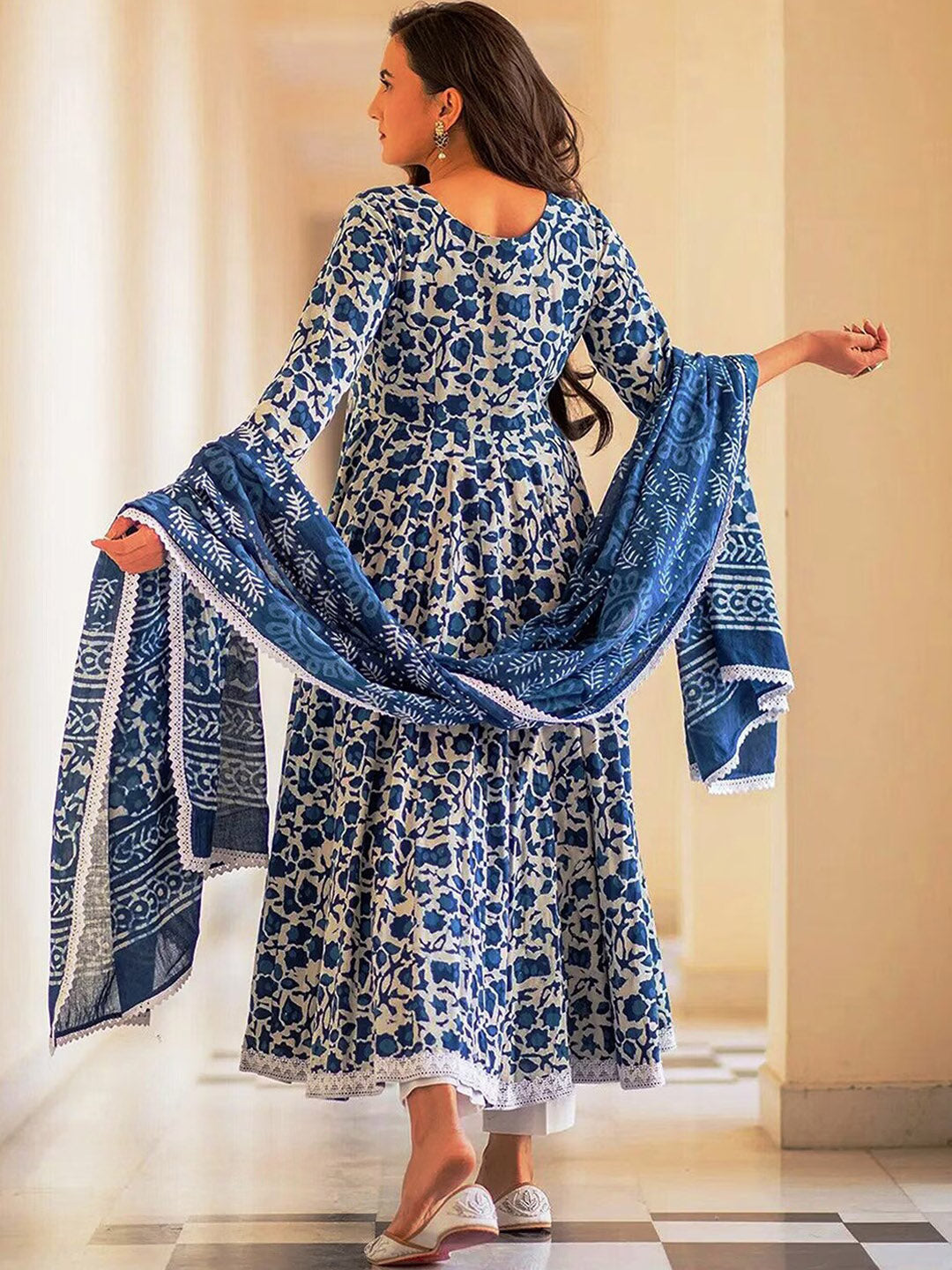 Kalini Floral Printed Regular Anarkali Kurta with Trousers & With Dupatta - Distacart