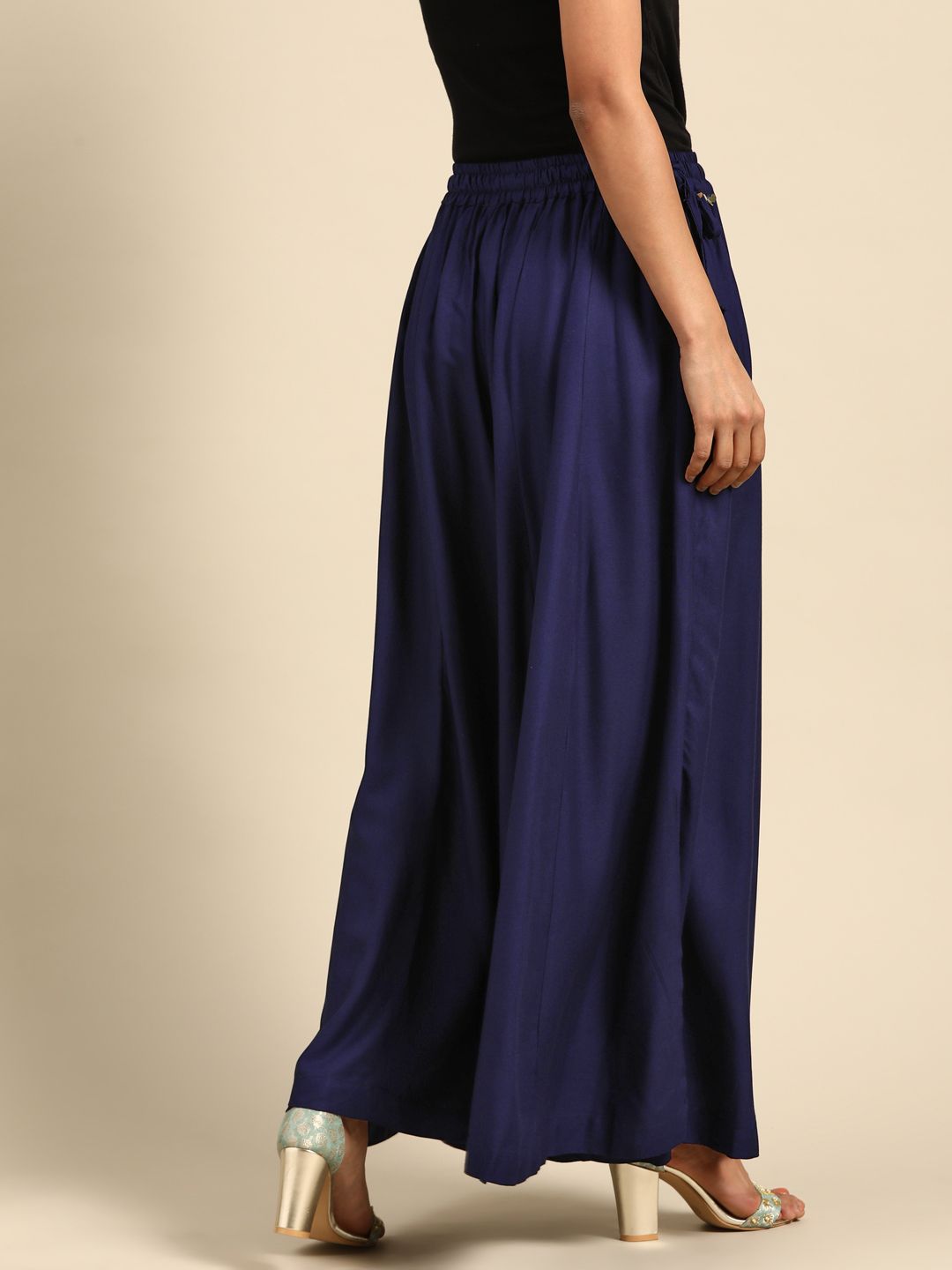 TAG 7 Women Navy Blue Solid Flared Palazzos