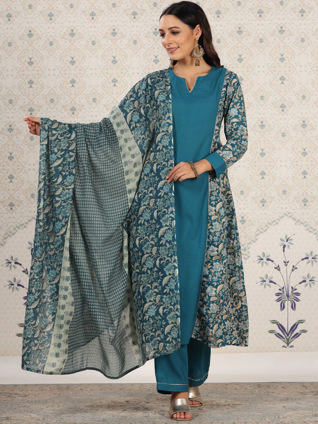 Ode by House of Pataudi Floral Printed Panelled Gotta Patti Pure Cotton Kurta Set - Distacart