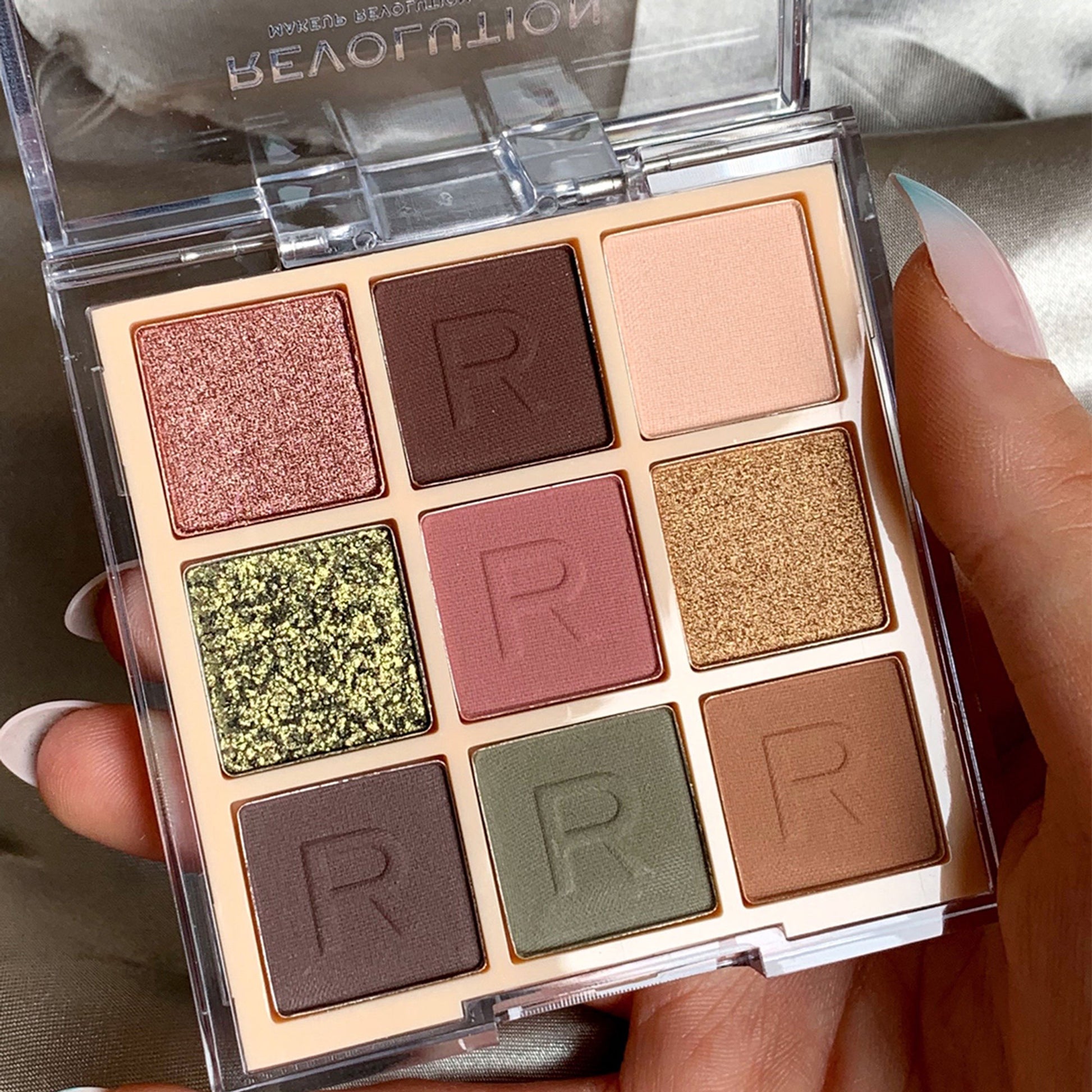 Makeup Revolution Ultimate Desire Shadow Palette - Stripped Khaki - Distacart