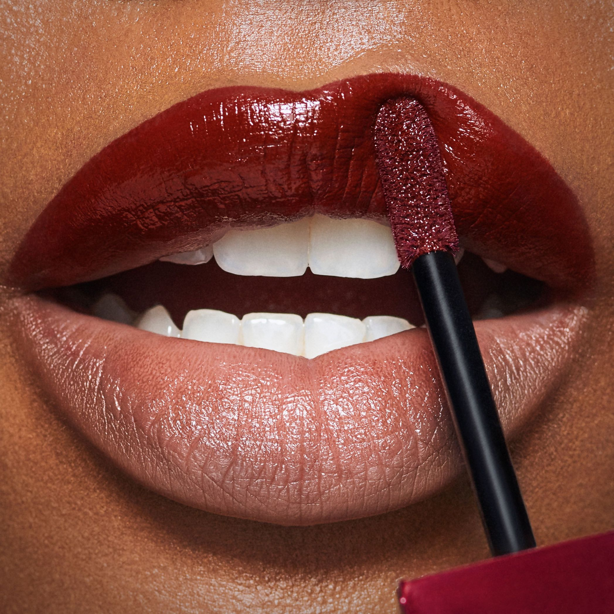 Urban Decay Vice Lip Bond - Raw Footage - Distacart