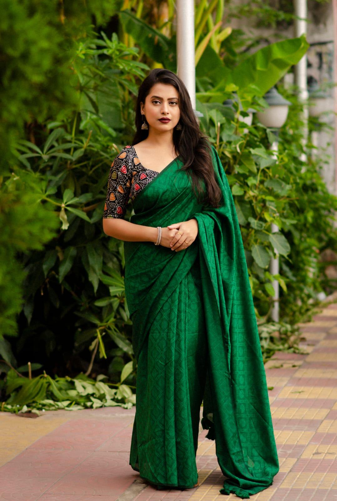 Green Jute Silk Woven Design Saree with Unstitched Blouse - A2M - Distacart