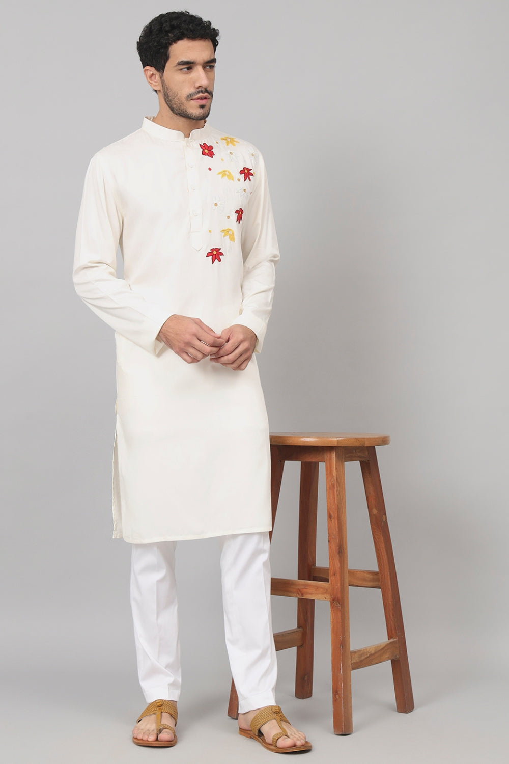 Cotton Kurta With Floral Embroidery Patch Embellishment by Hilo Design - Distacart