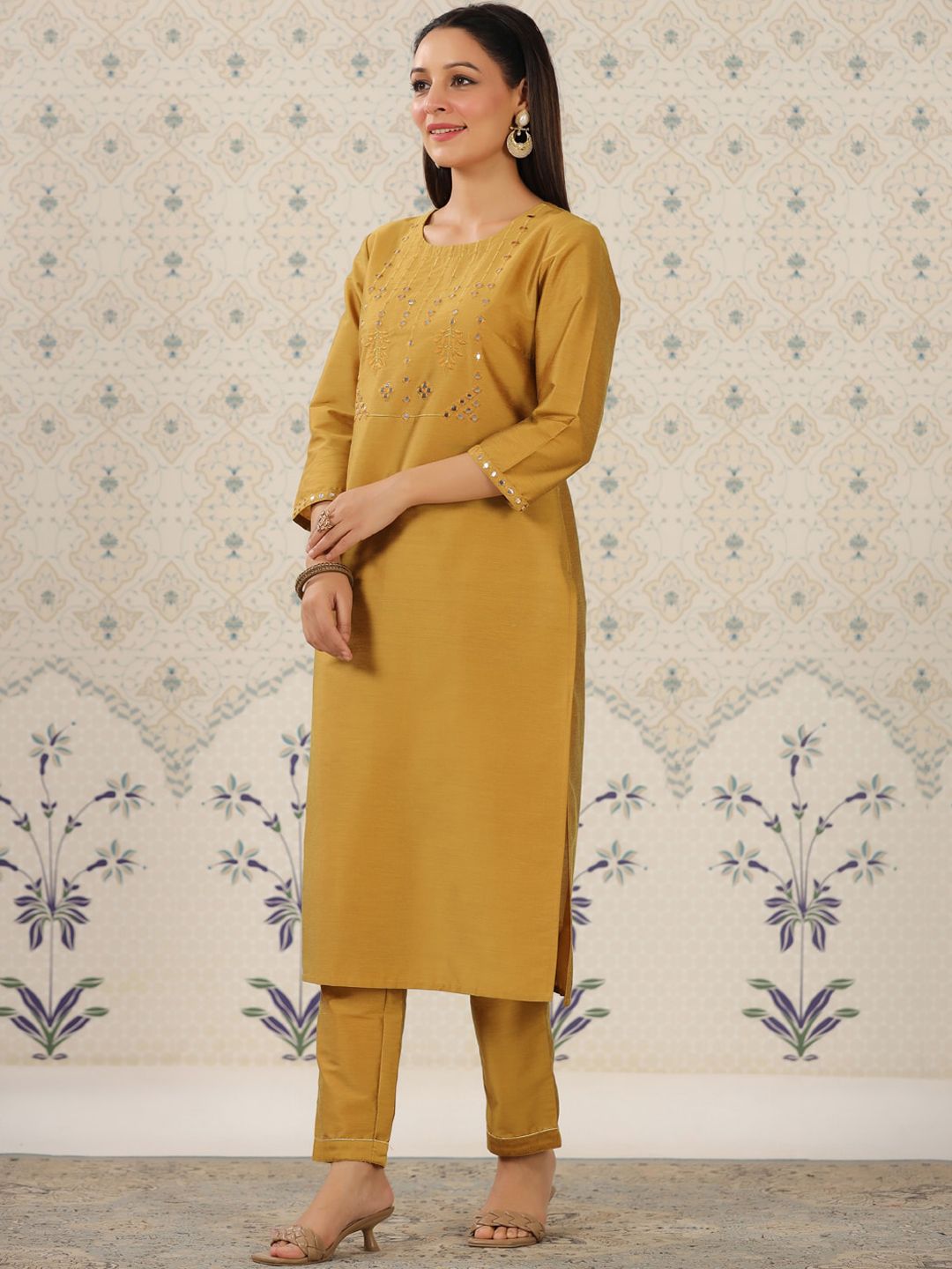 Ode by House of Pataudi Geometric Embroidered Mirror Work Kurta With Trousers - Distacart