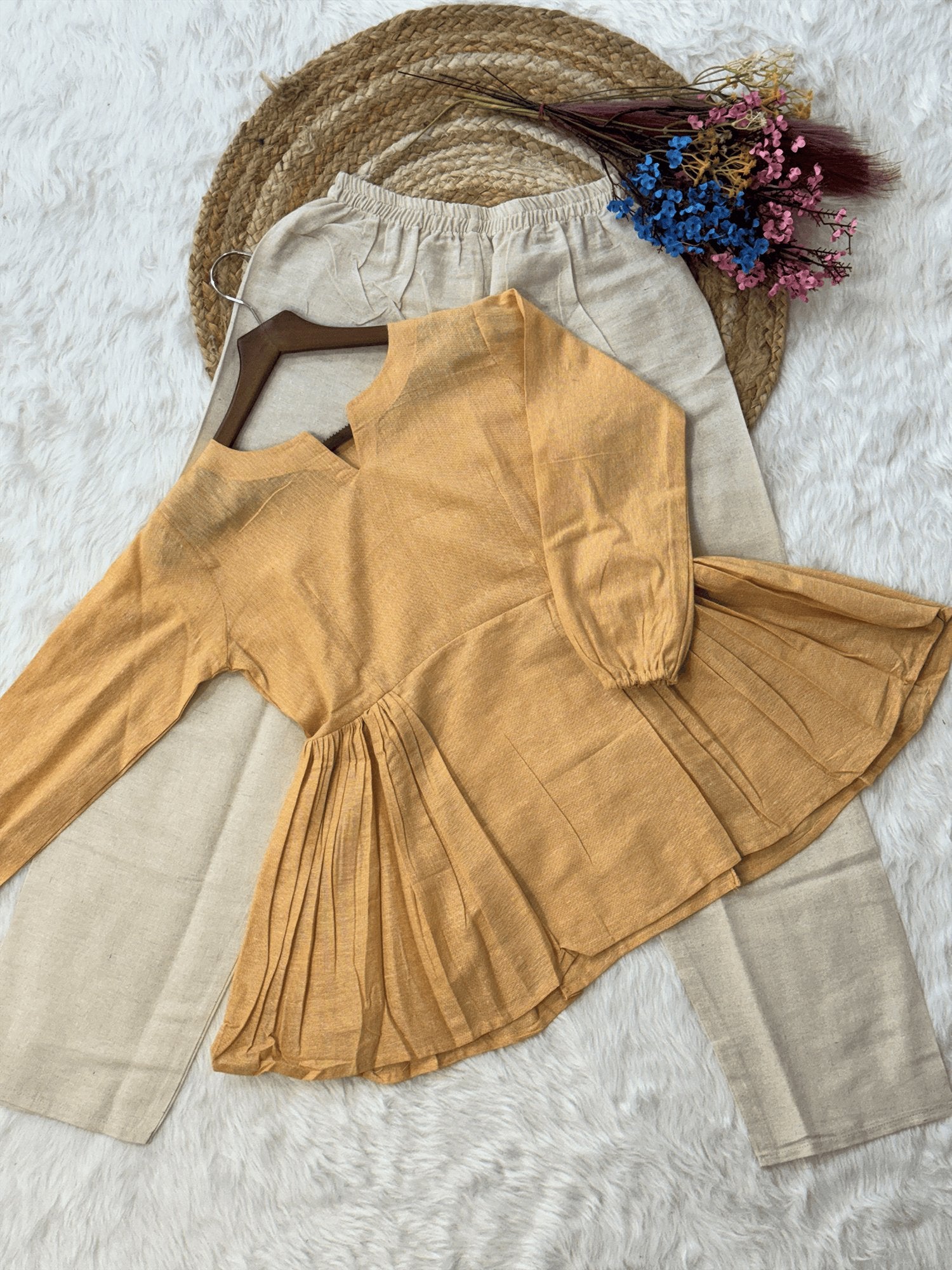 Lorenvalley Fashion Yellow Linen Cotton Top Bottom Set - Dista