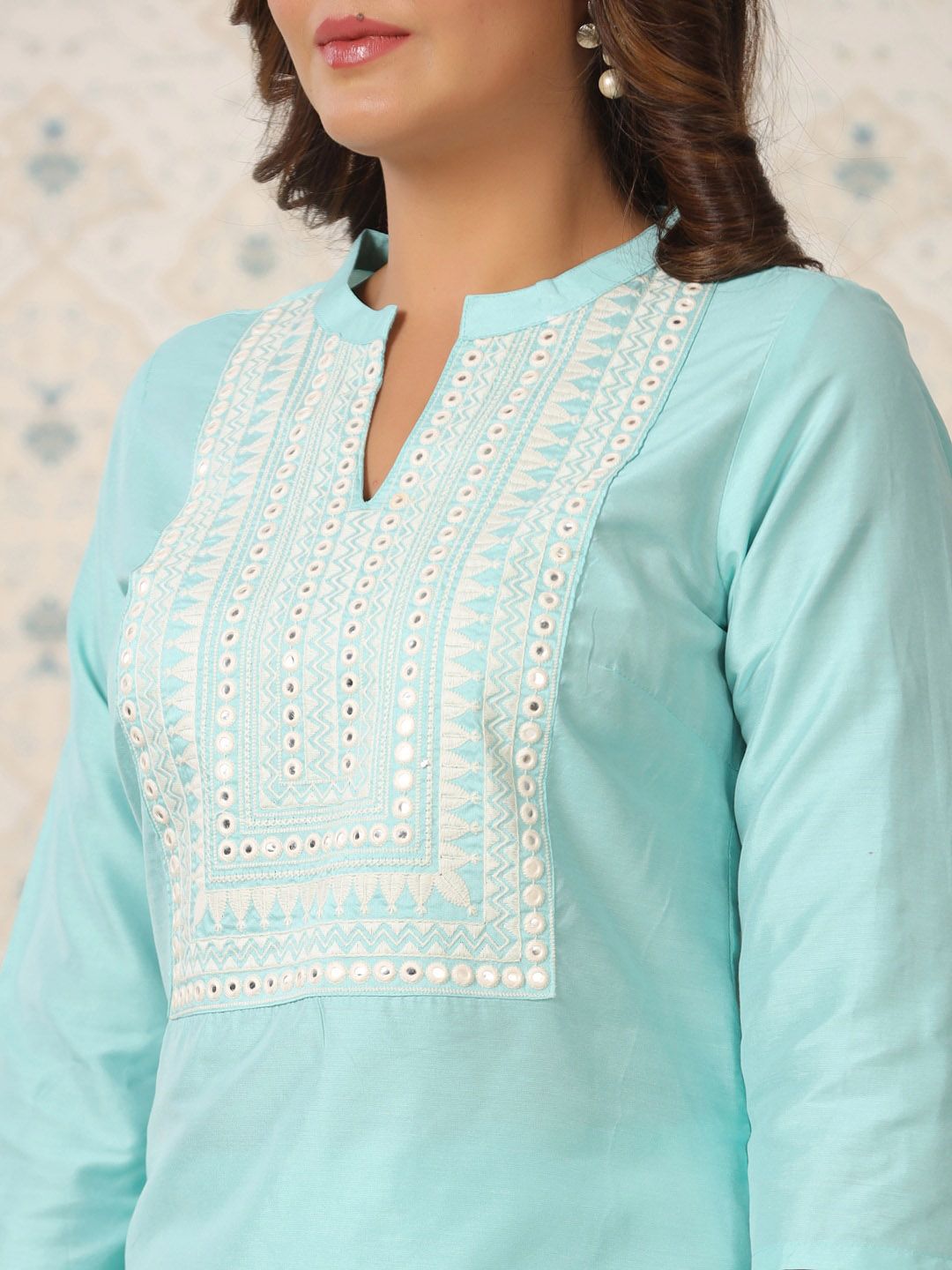 Ode by House of Pataudi Ethnic Motifs Yoke Design Mirror Work Straight Kurta - Distacart