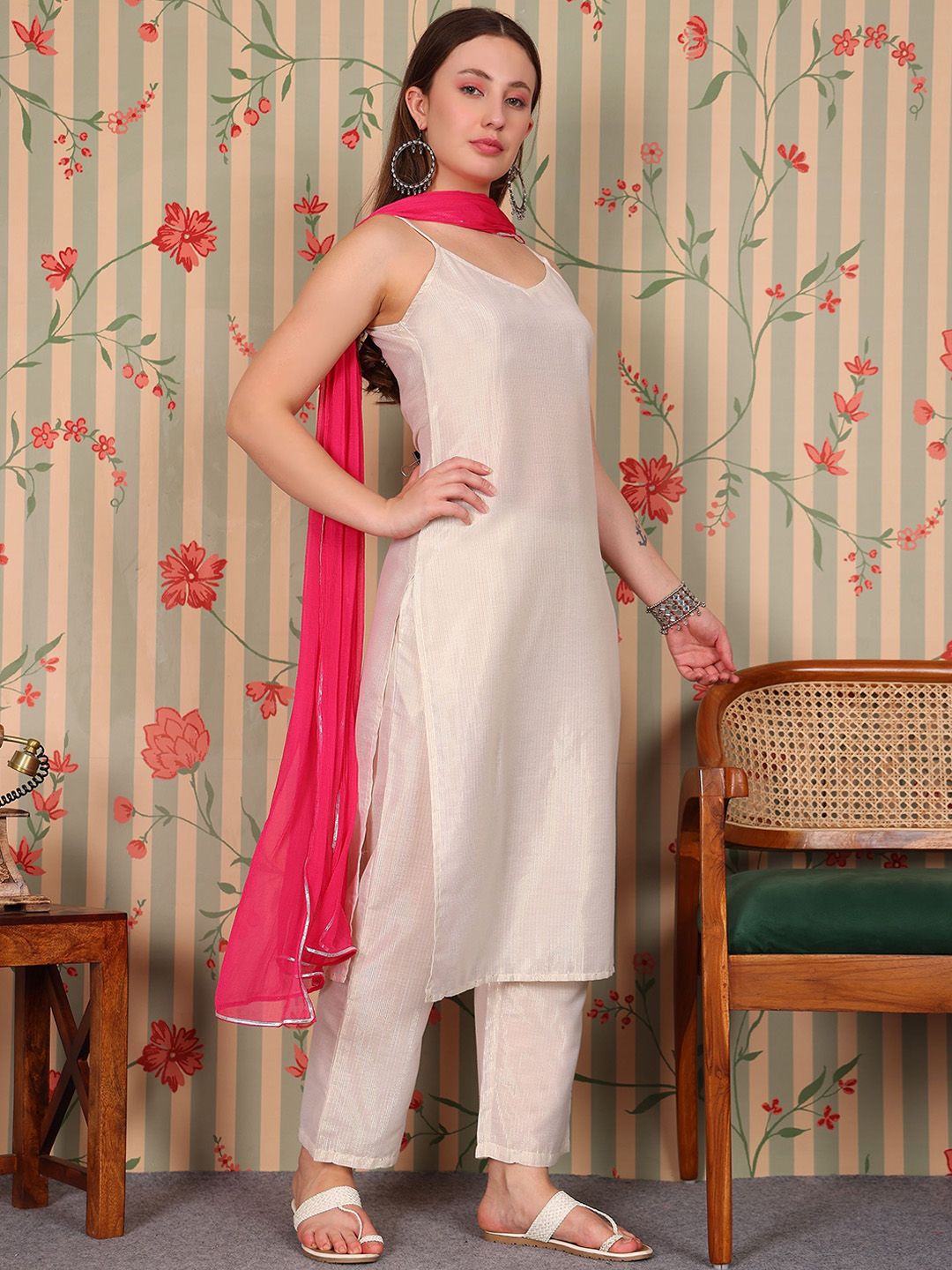 Ode by House of Pataudi Striped V-Neck Pure Cotton Kurta with Trousers & Dupatta - Distacart