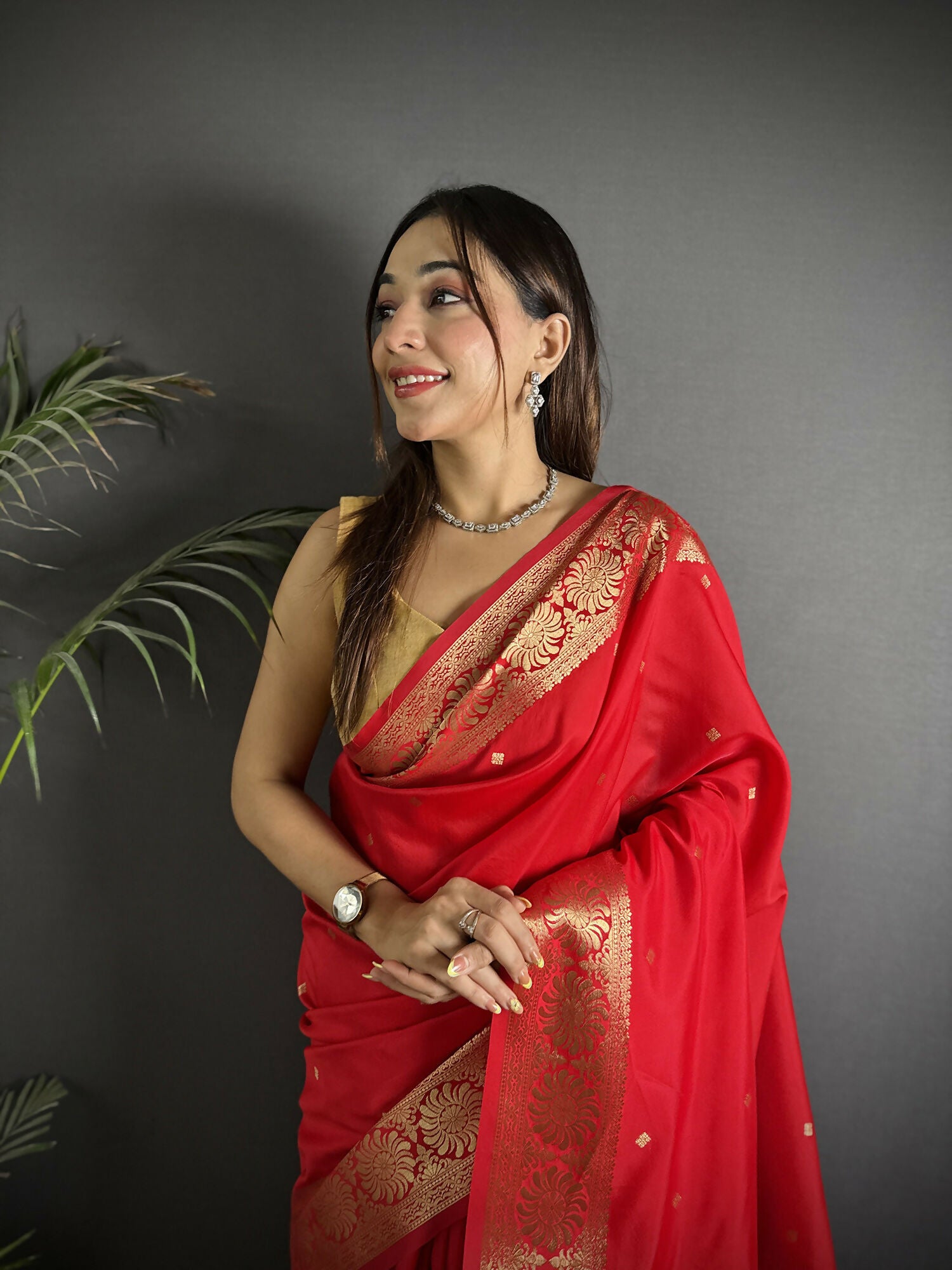 Joban Fashion Red Banarasi Cotton Silk Woven Saree