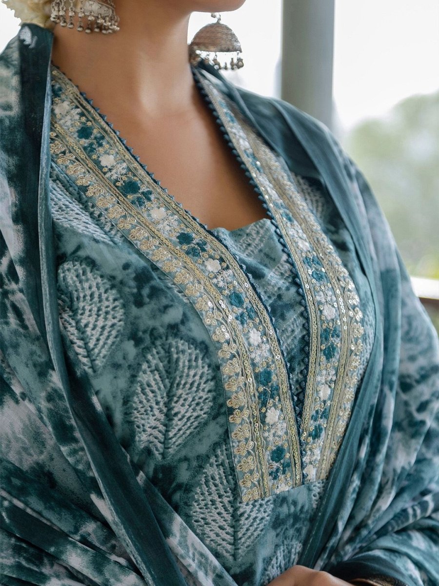 Anouk Floral Embroidered Empire Thread Work Pure Cotton Kurta with Trousers & Dupatta - Distacart