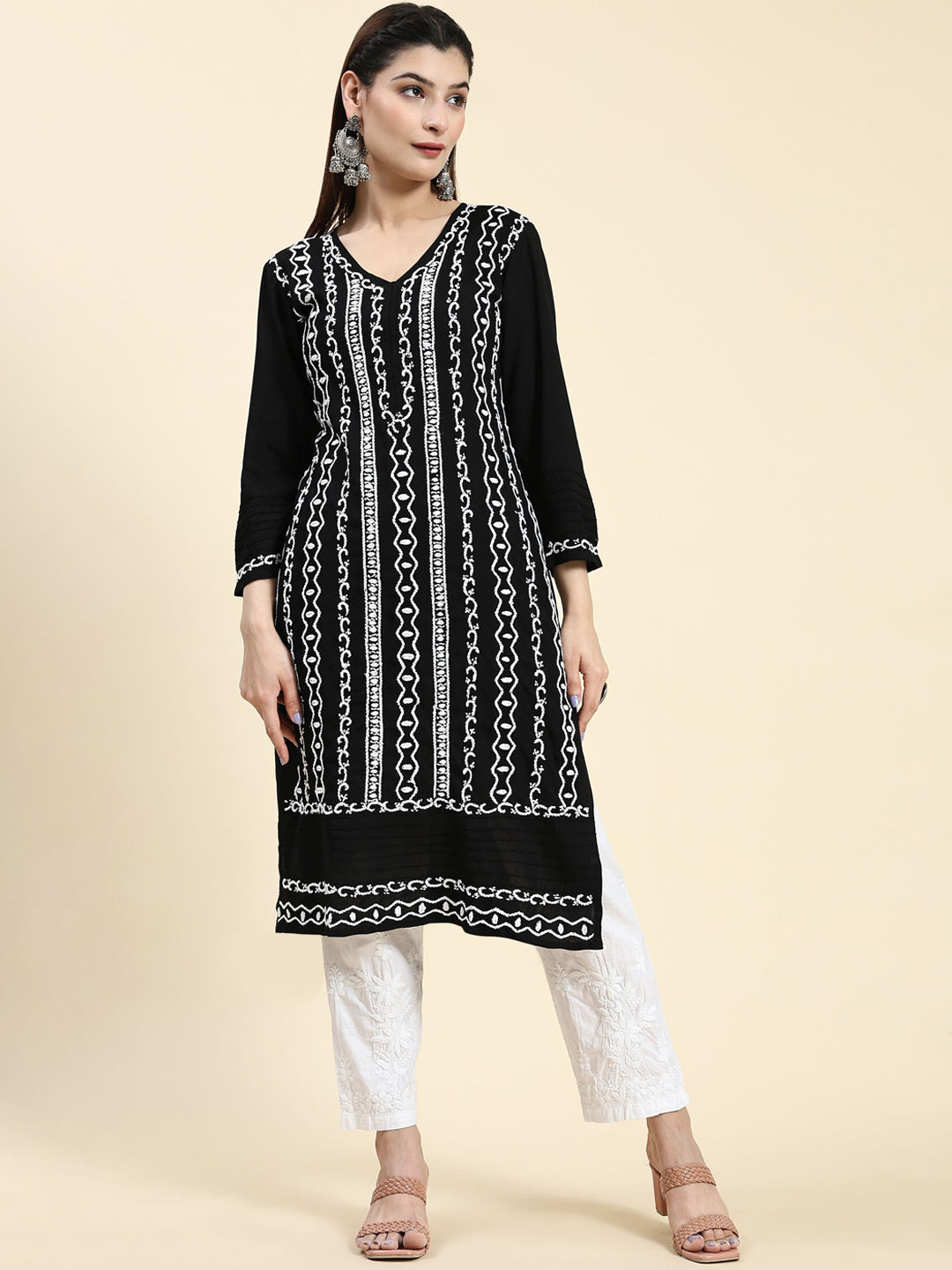 HOUSE OF KARI Ethnic Motifs Embroidered Chikankari Straight Kurta - Distacart