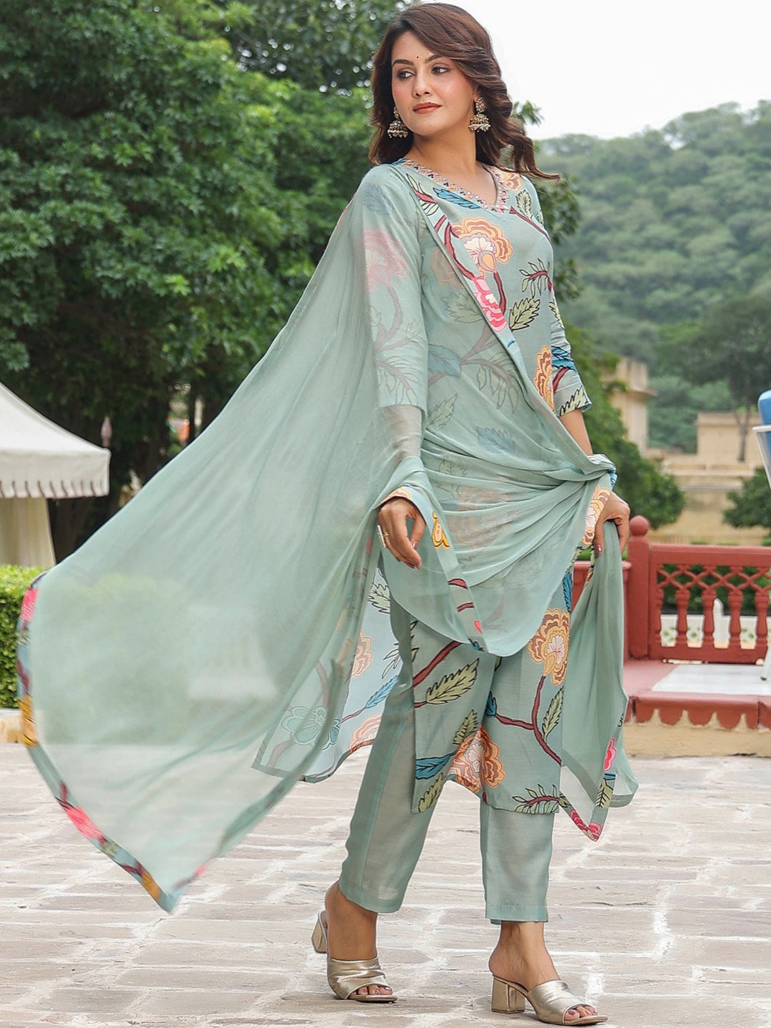 Kalini Floral Printed V-Neck Straight Kurta & Trousers With Dupatta - Distacart