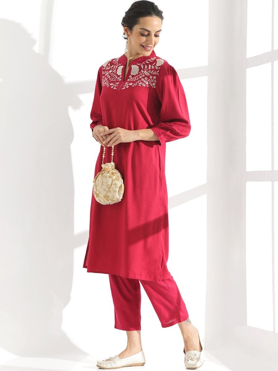 Anouk Fuchsia Floral Yoke Design Thread Work Detailed Straight Kurta With Trouser