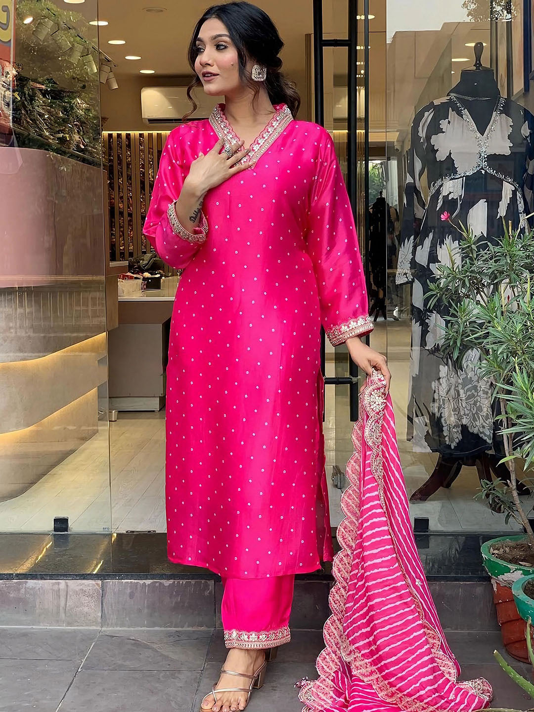 Kalini Bandhani embroidered V Neck Three-Quarter Sleeves Kurta Set - Distacart