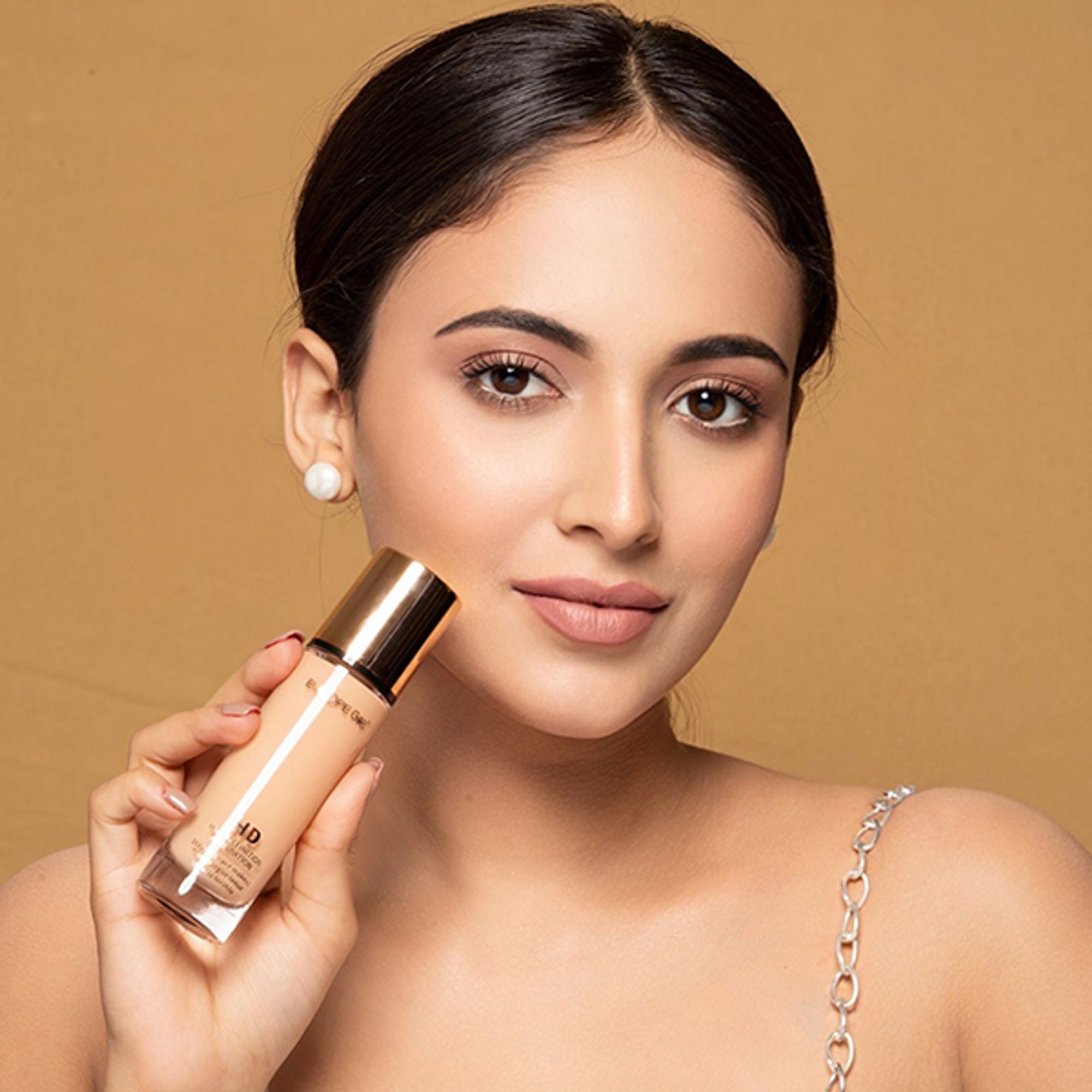 Europe Girl HD- High Coverage Foundation - 20 Light - Distacart