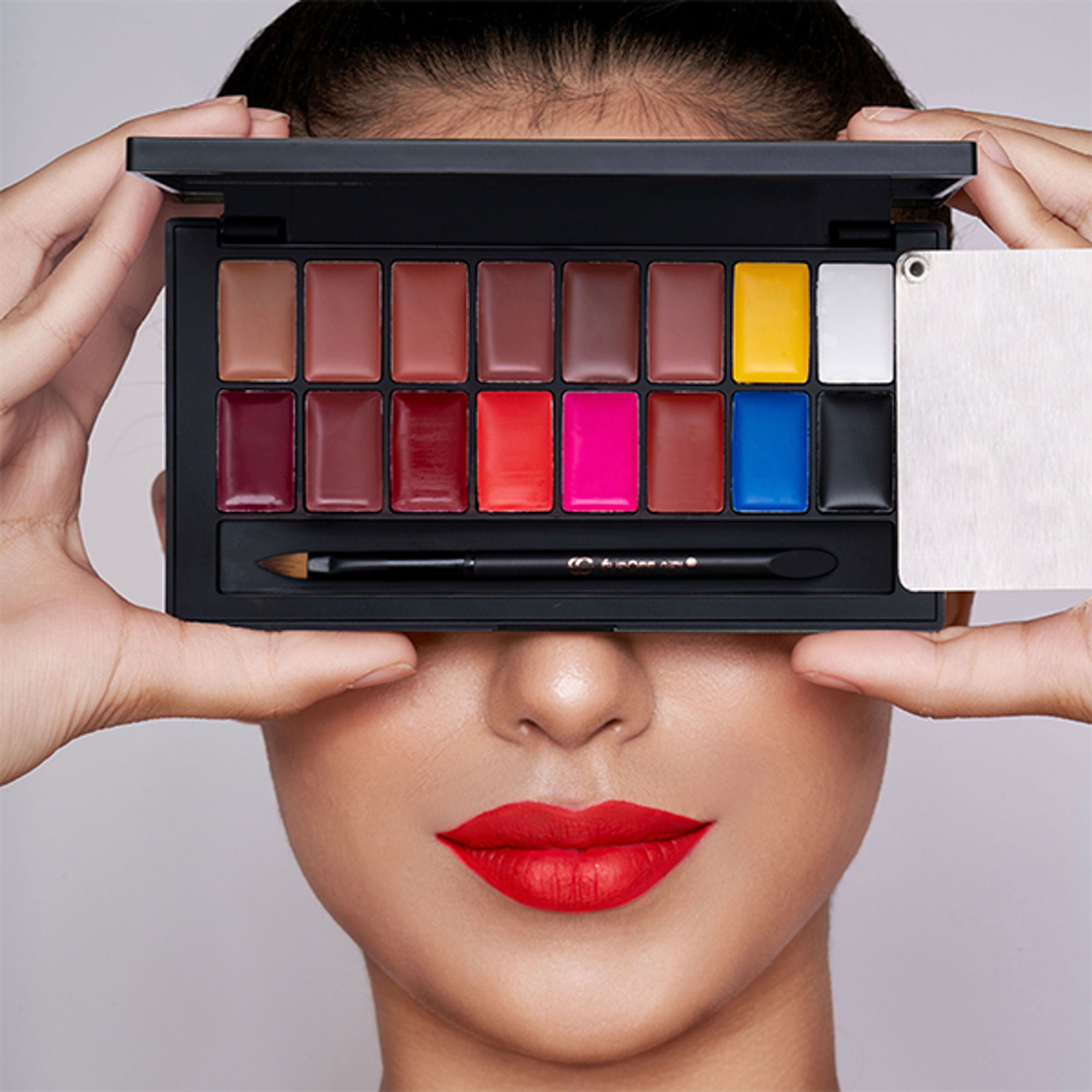 Europe Girl Kiss Me Lip Palette - Distacart