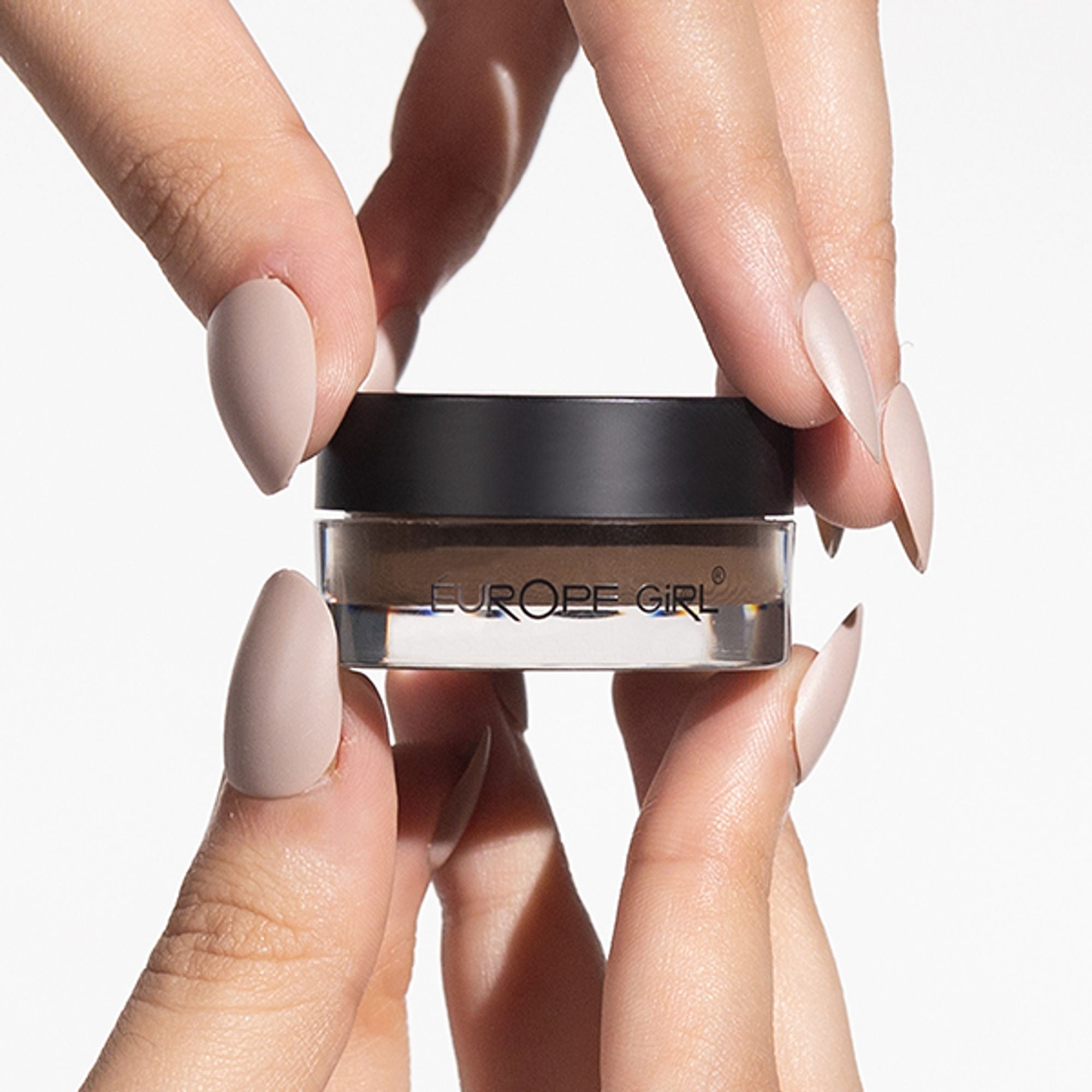 Europe Girl Dipbrow Pomade - Dark Brown - Distacart