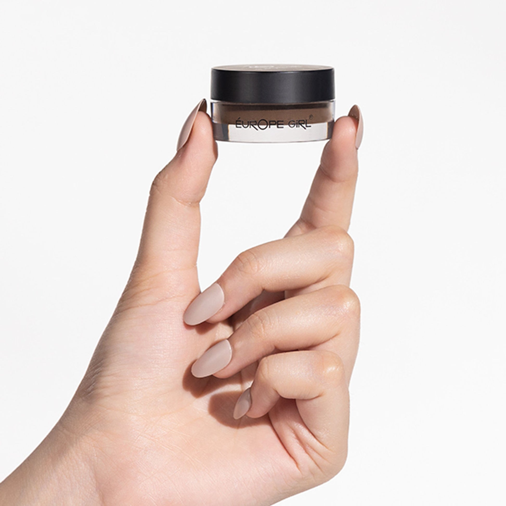 Europe Girl Dipbrow Pomade - Dark Brown - Distacart