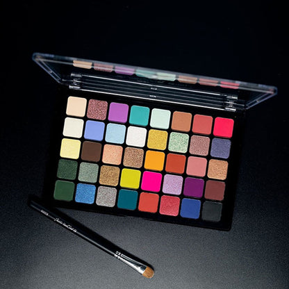 Europe Girl 40 Colour Eyeshadow Palette - Vibrant Tone - Distacart