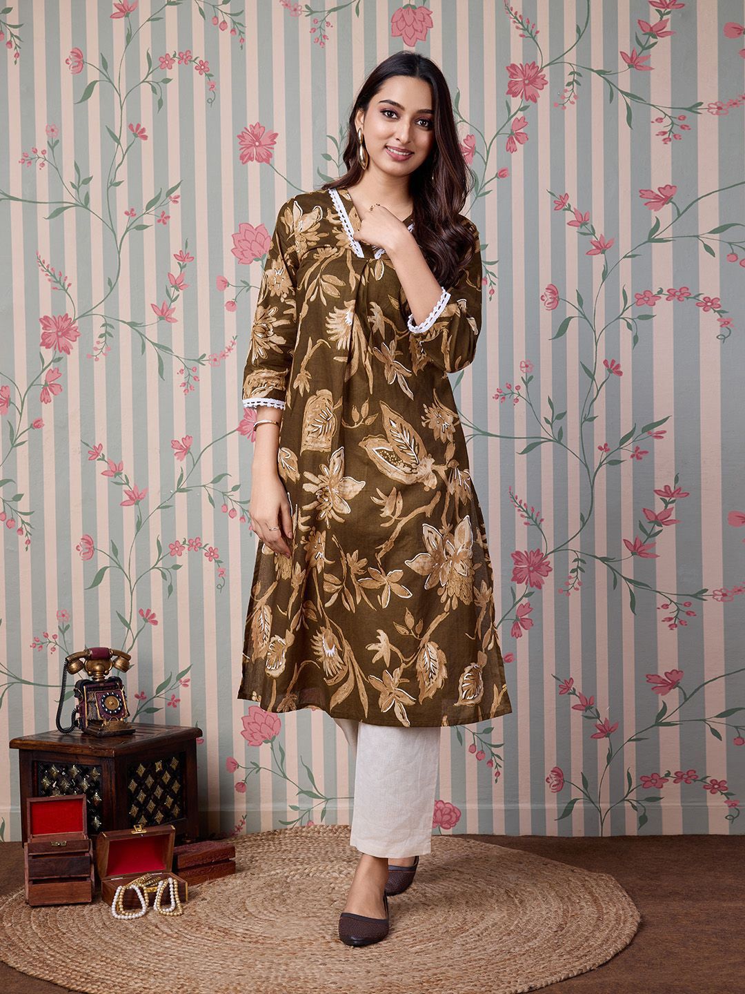 Ode by House of Pataudi Floral Printed Pure Cotton Straight Kurta - Distacart