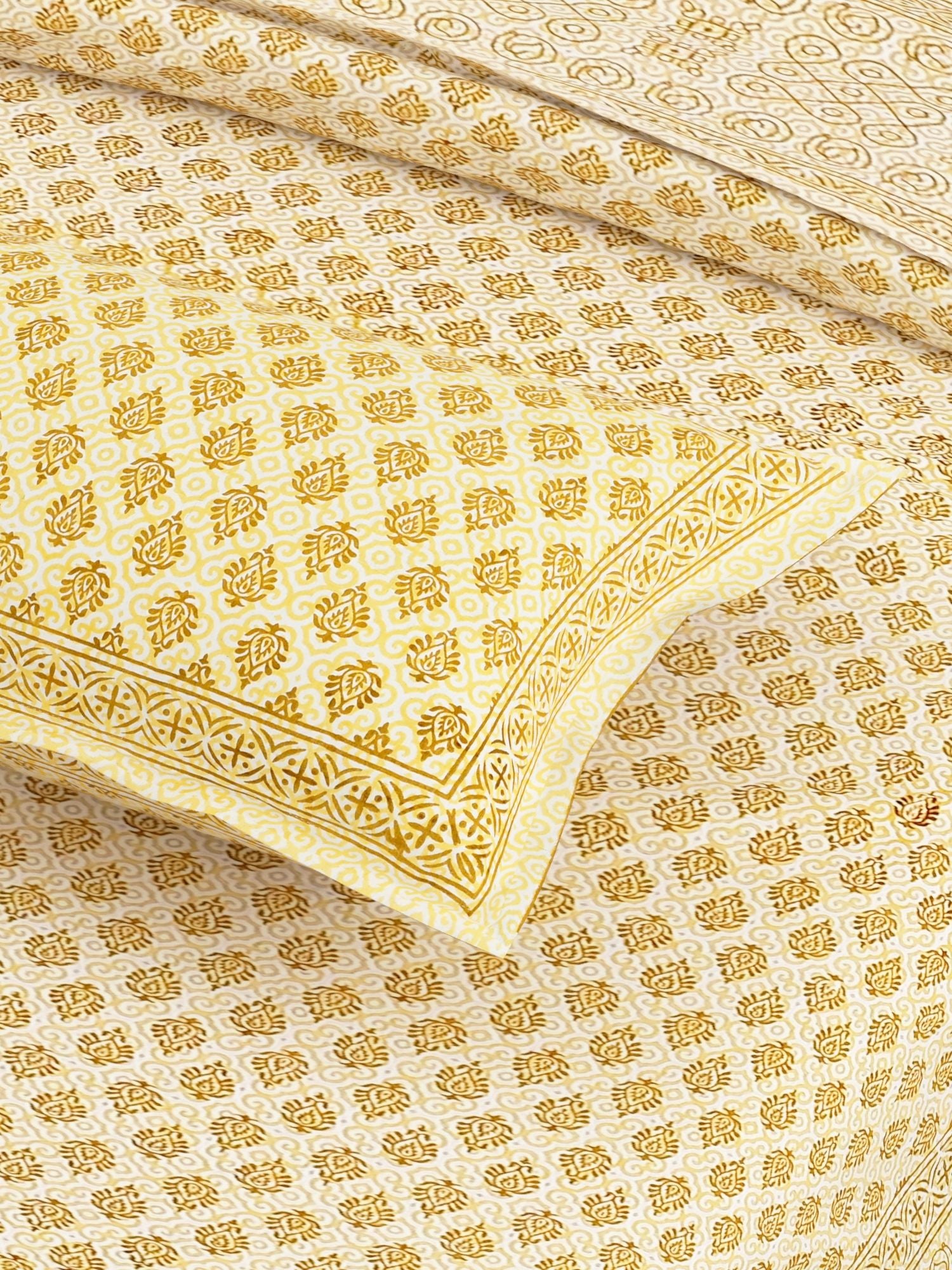 Blue Ethnic Motifs Cotton 200TC King Bedsheet With 2 Zipper Pillow Covers - King Size by House of Ree - Distacart