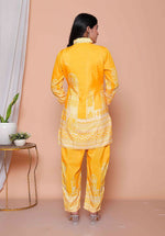Thumbnail for Miravan Womens Yellow Digital Printed Kurta Set - Distacart