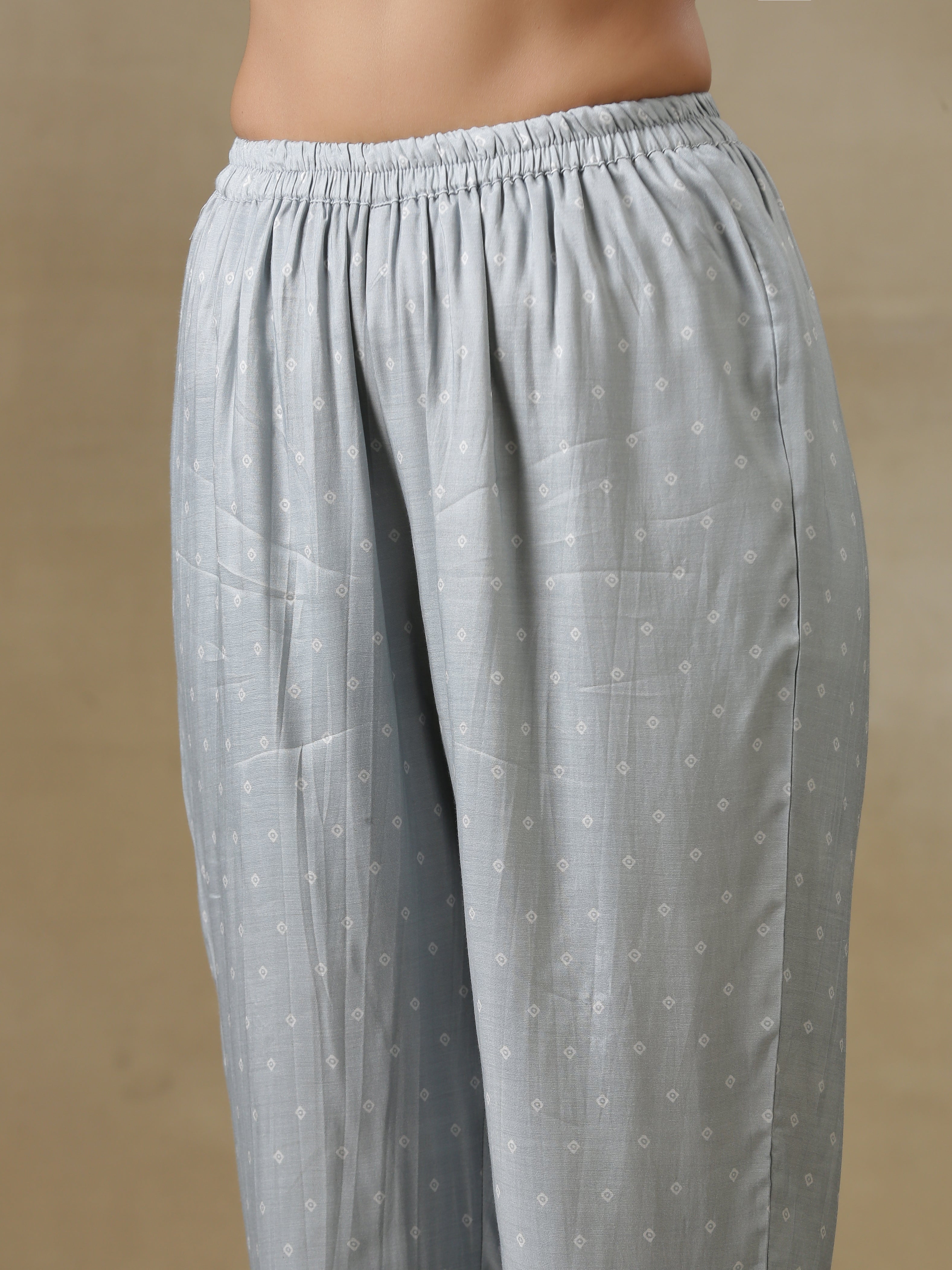 trueBrowns Grey Bandhani Printed Silk Yoke Kurta Pant Set - Distacart