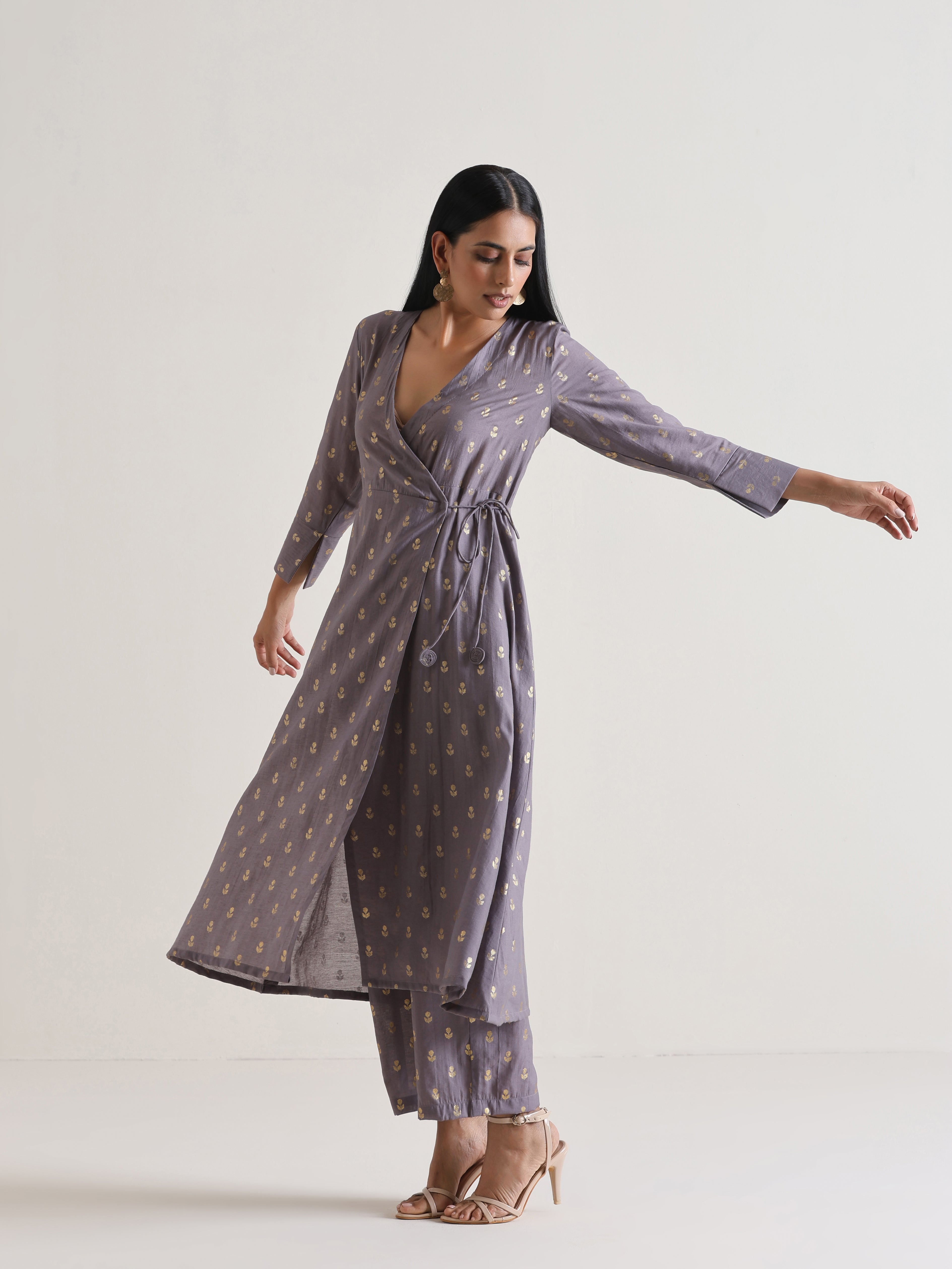 trueBrowns Plum Grey Foil Angrakha Kurta Set - Distacart