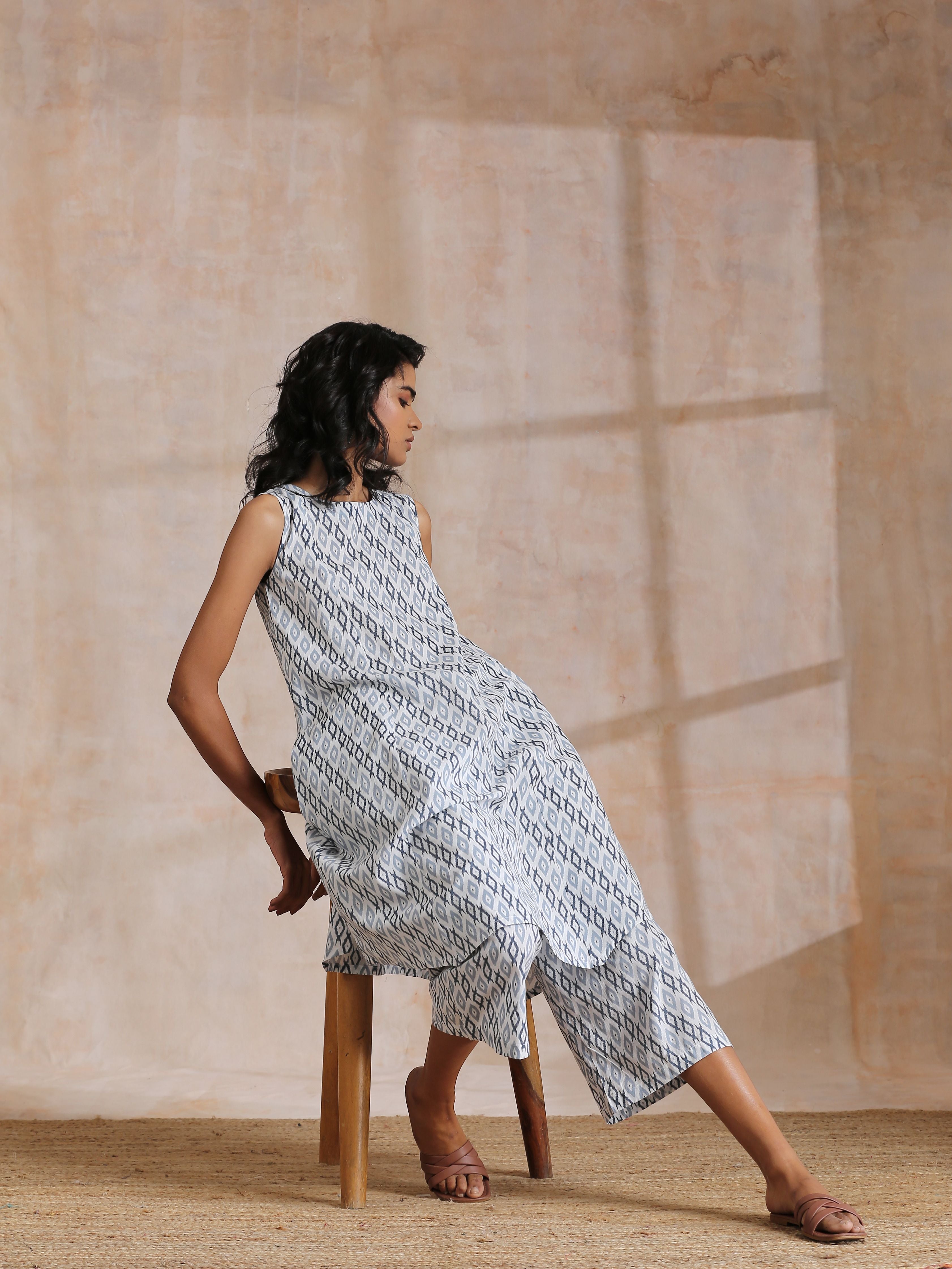 trueBrowns Multi Grey On Grey Ikat Print Cotton High-Low Co-Ord Set - Distacart