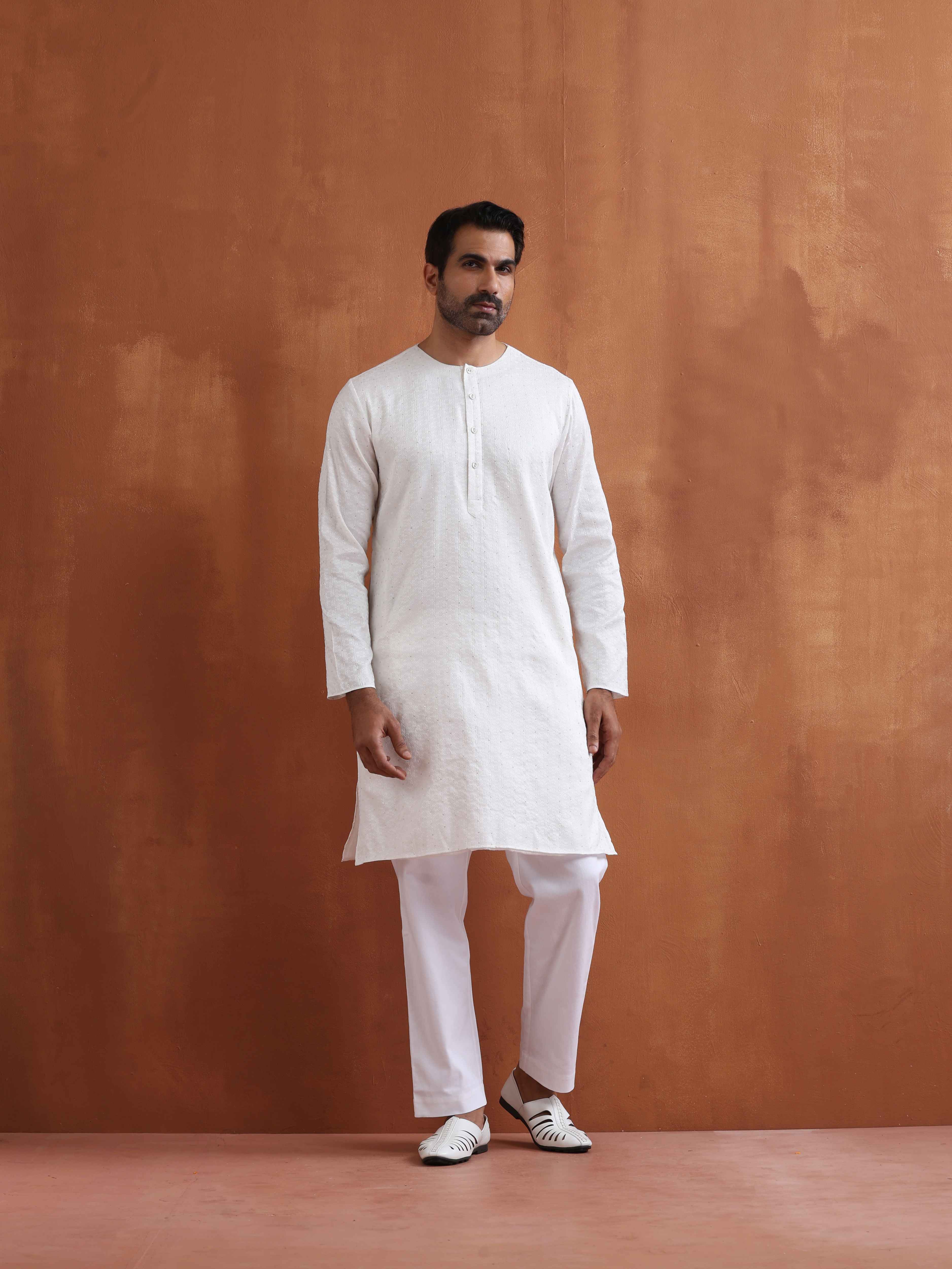 trueBrowns Men's Ivory Sequin Chanderi Kurta