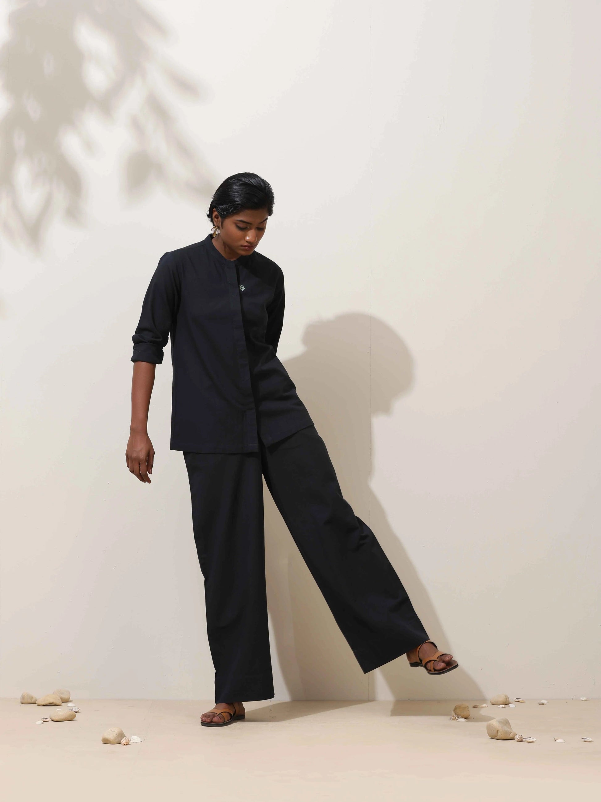 trueBrowns Black Cotton Linen Co-Ord Set - Distacart