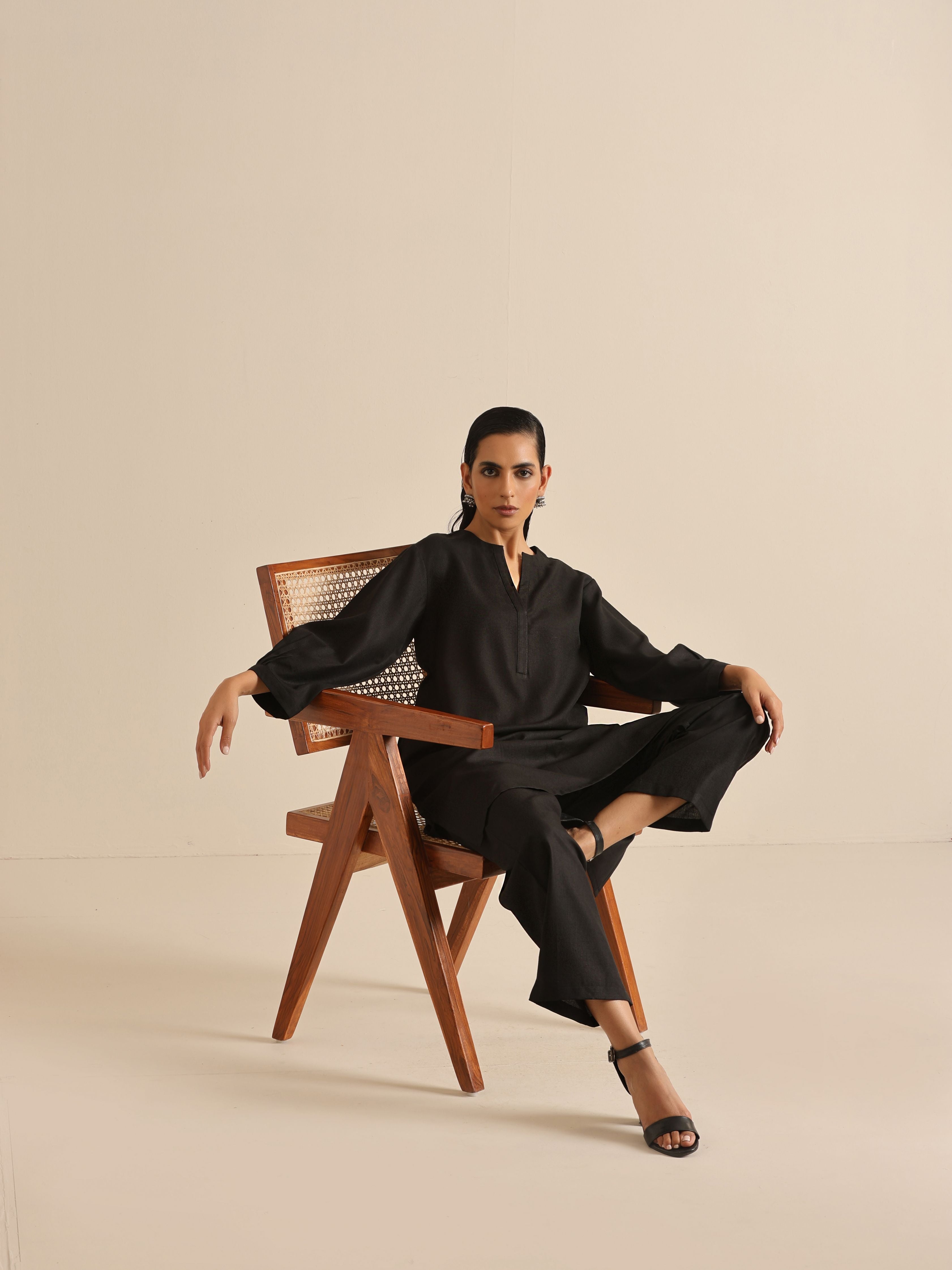 trueBrowns Black Slub Relaxed Placket Co-Ord Set - Distacart
