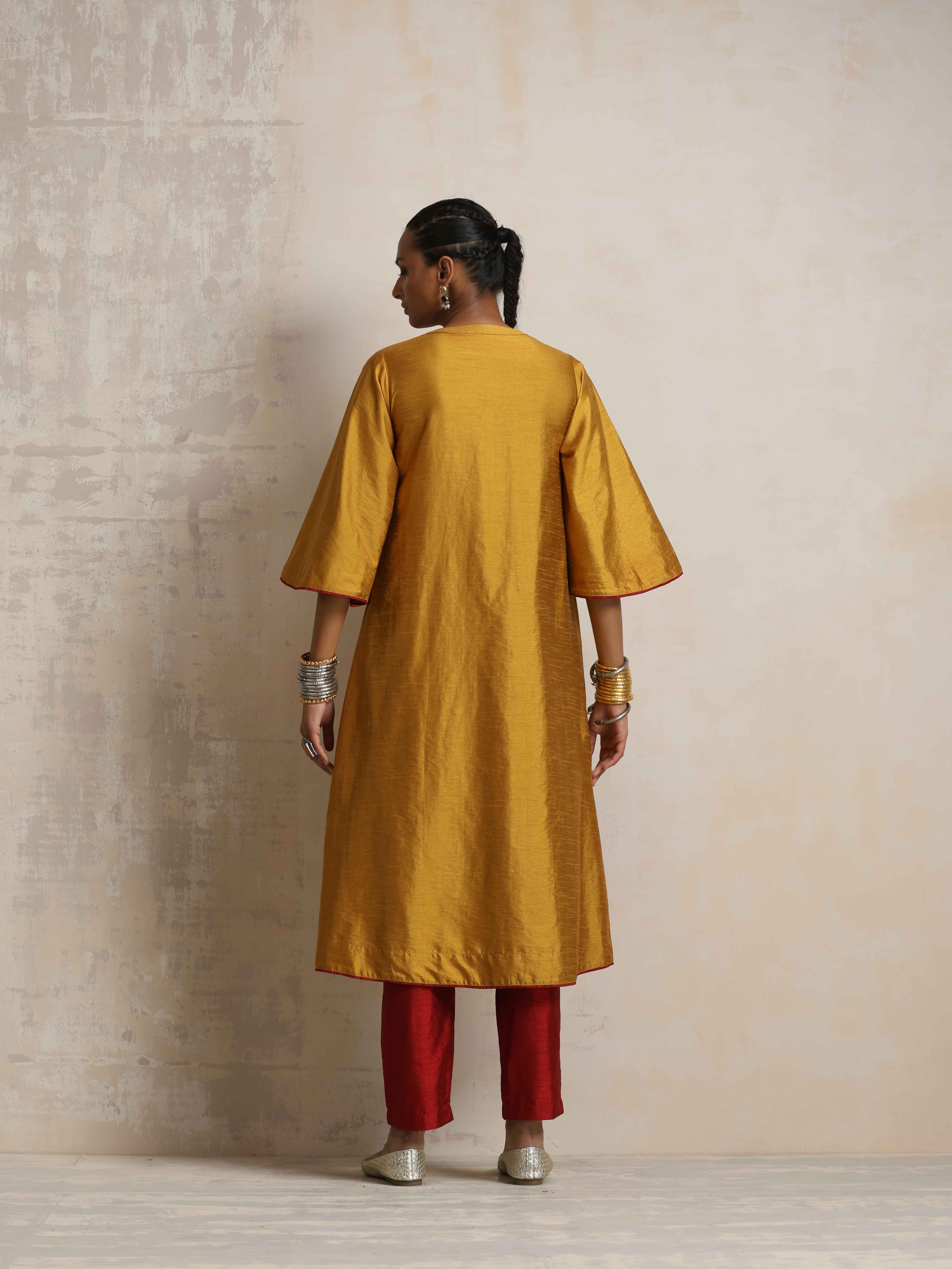 trueBrowns Gold Silk Kurta Set - Distacart