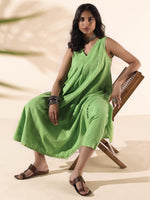 Thumbnail for trueBrowns Green Cotton Dobby Sleeveless Kurta Pant Set - Distacart