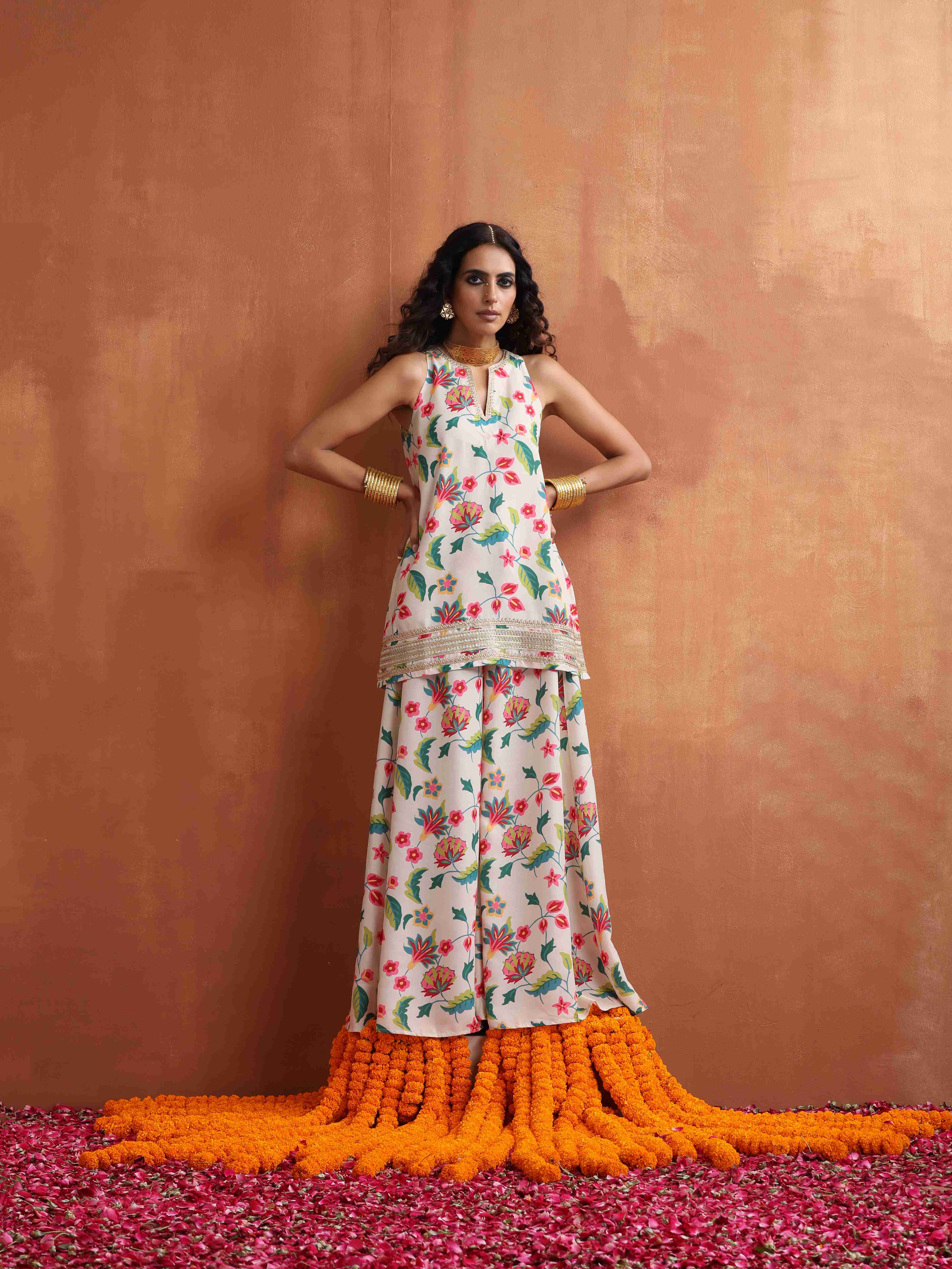 trueBrowns Off White Print Sharara Set - Distacart
