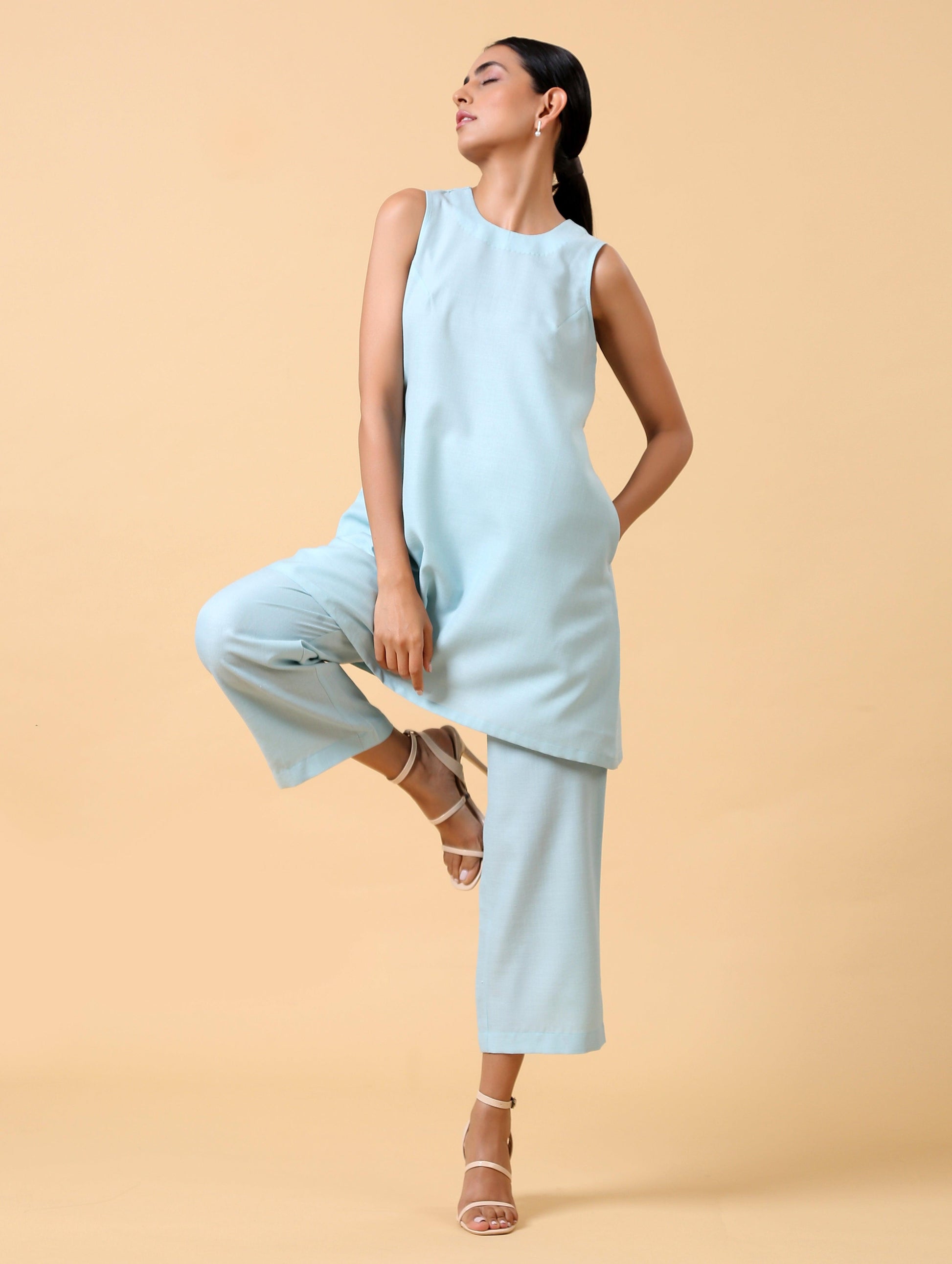 trueBrowns Cotton Linen Light Blue Sleeveless Co-Ord Set | Relove - Distacart