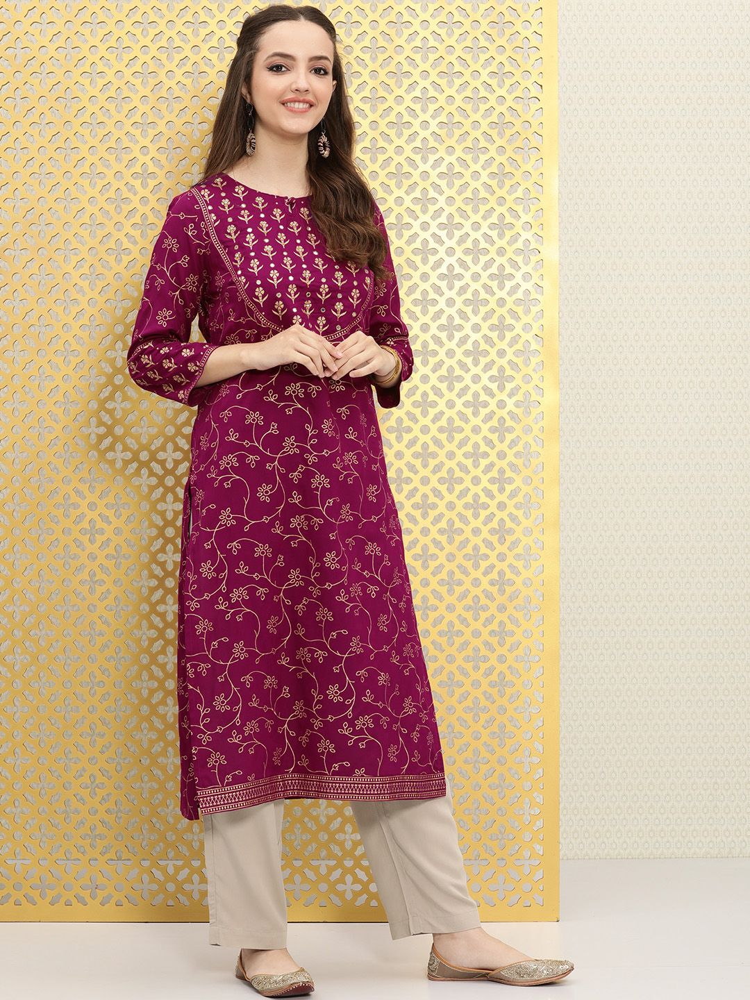 Ode by House of Pataudi Women Magenta Pink Floral Embellished Mirror Work Kurta - Distacart