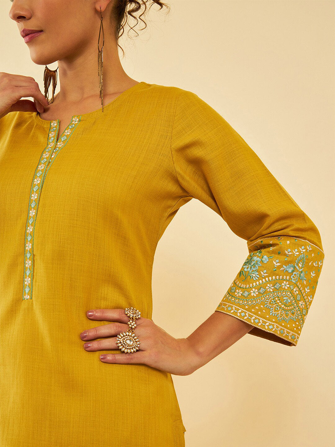 Soch Floral Embroidered Regular Thread Work Kurta with Trousers - Distacart