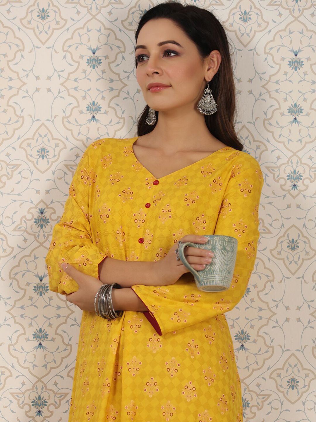 Ode by House of Pataudi Ethnic Motifs Printed V-Neck Asymmetric A-Line Kurta - Distacart